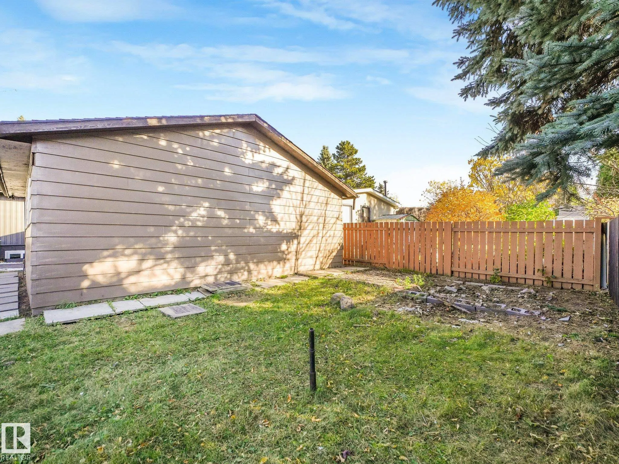 1036 MOYER Drive