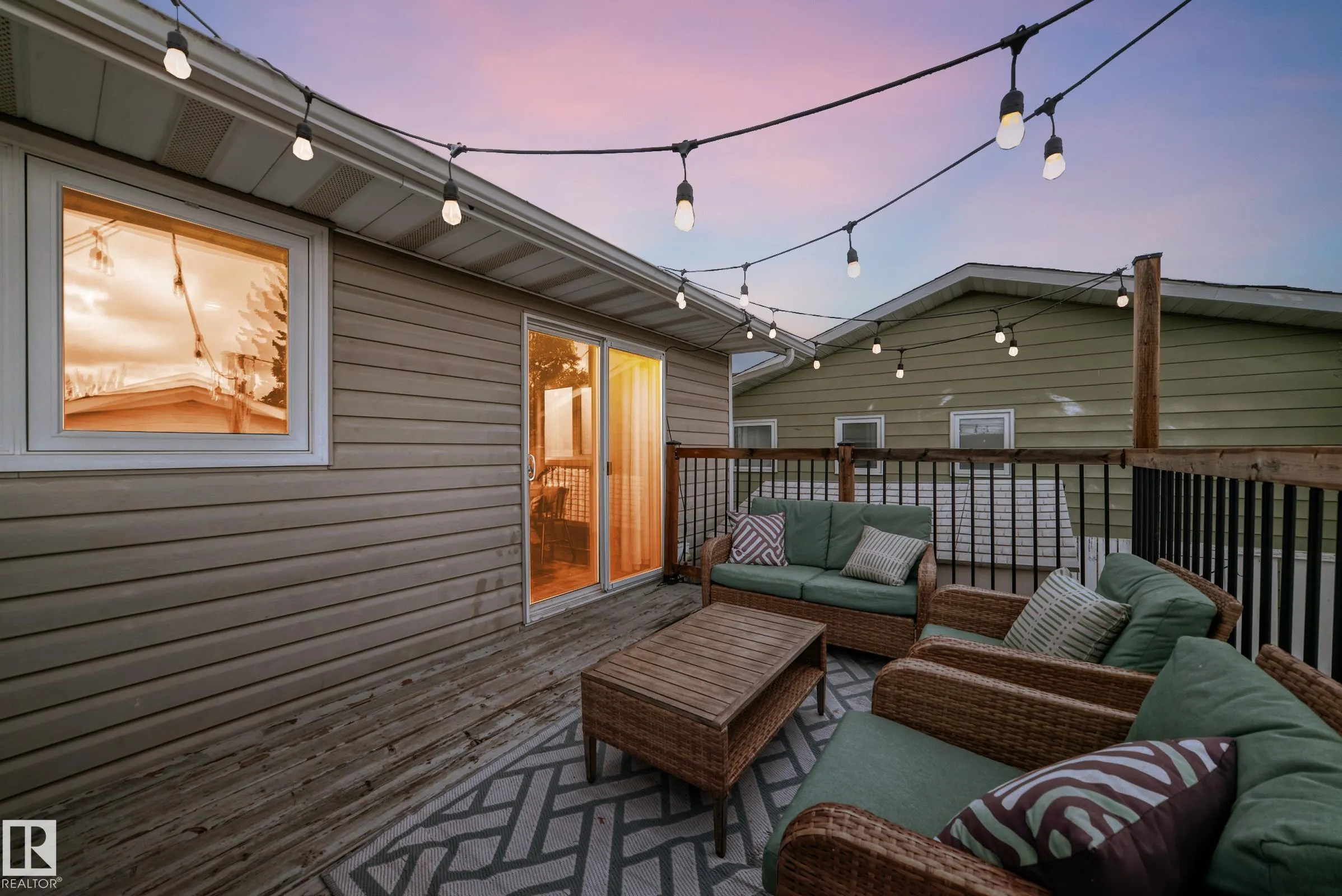 87 WAVERLEY Crescent