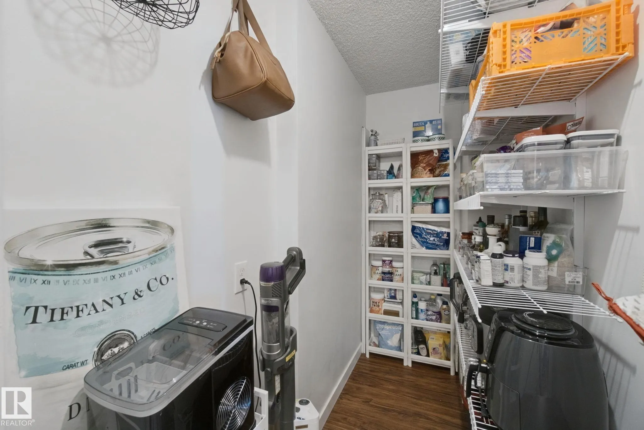 13910 STONY PLAIN Road