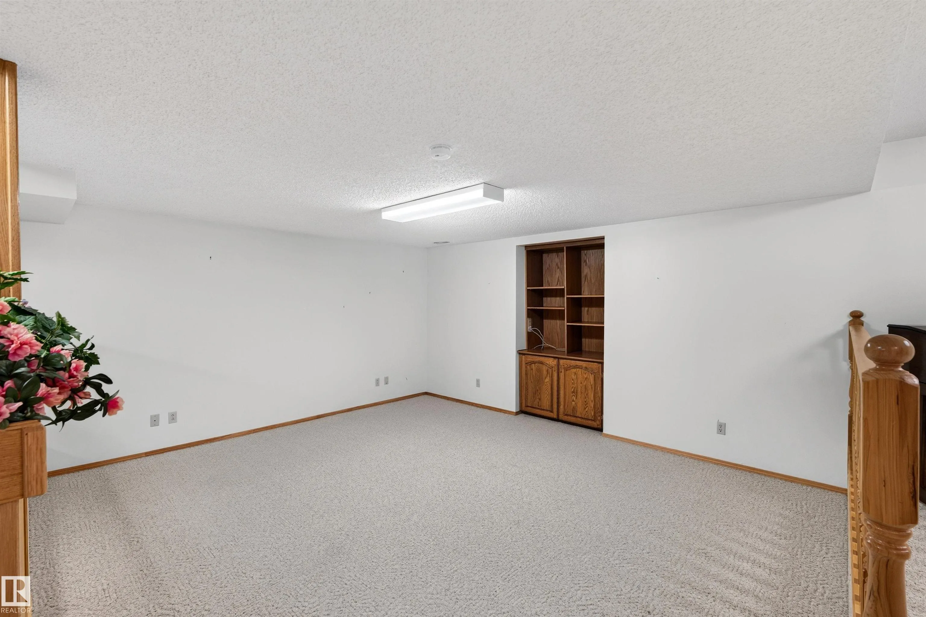 7 LANGHOLM Drive