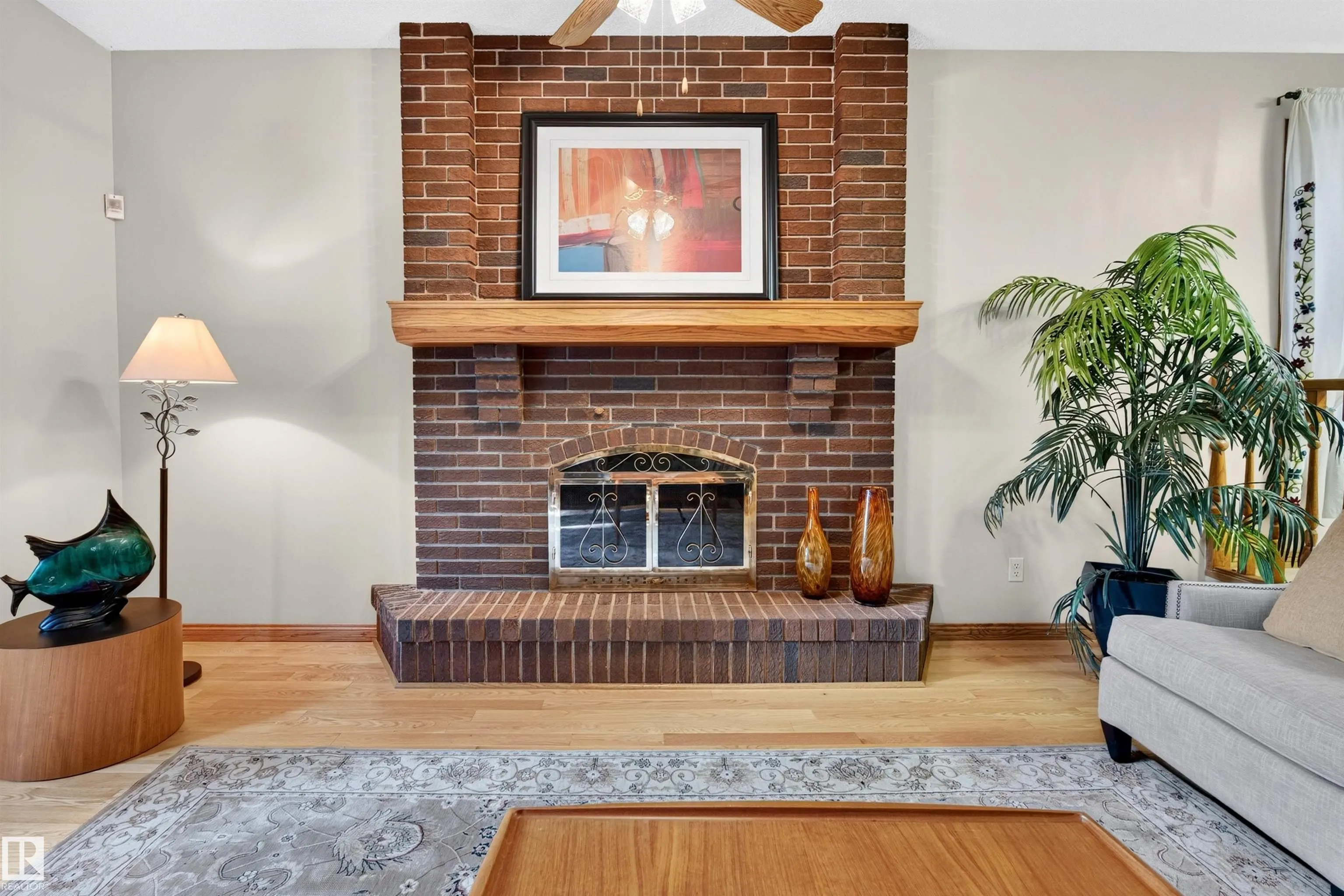 7 LANGHOLM Drive
