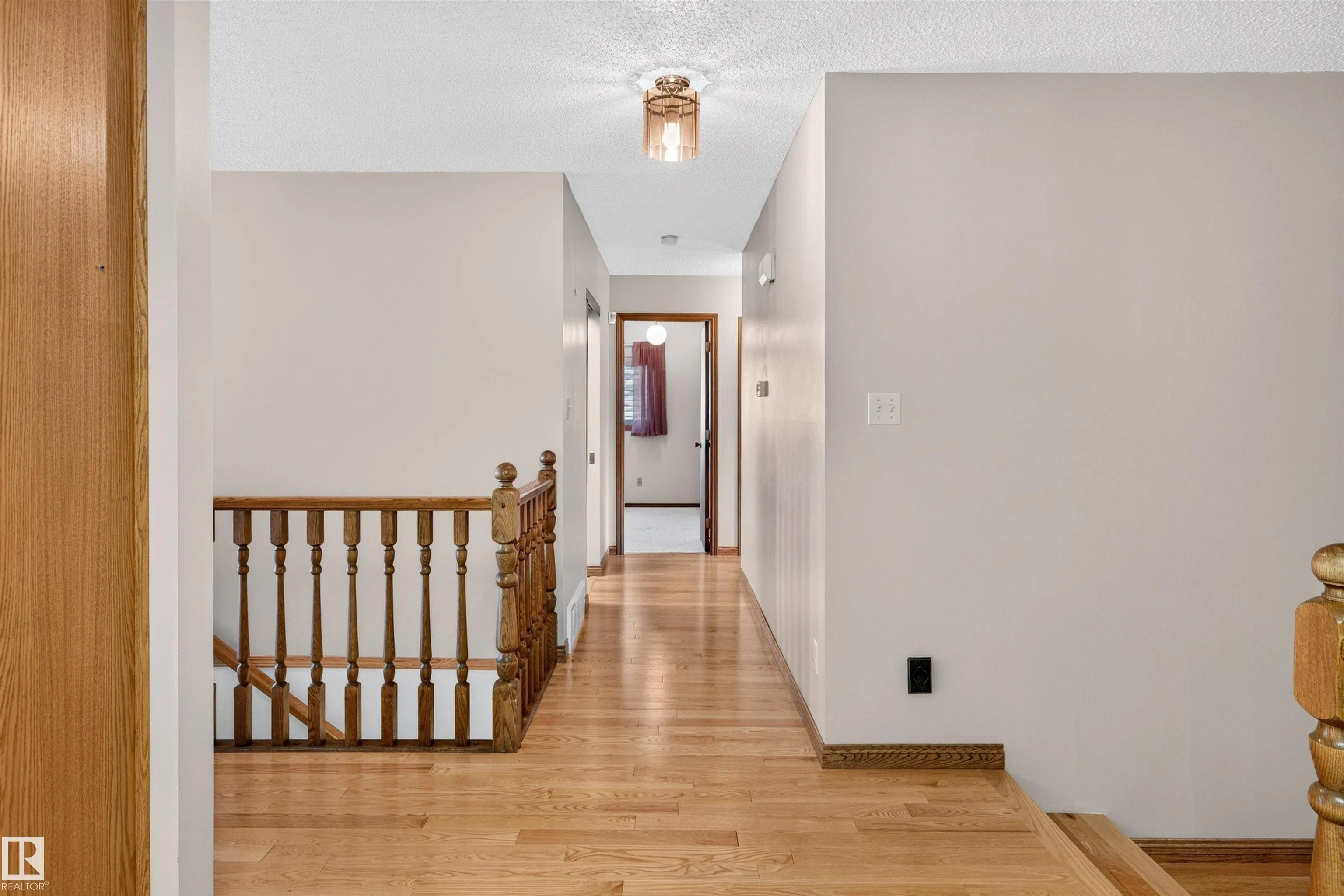 7 LANGHOLM Drive