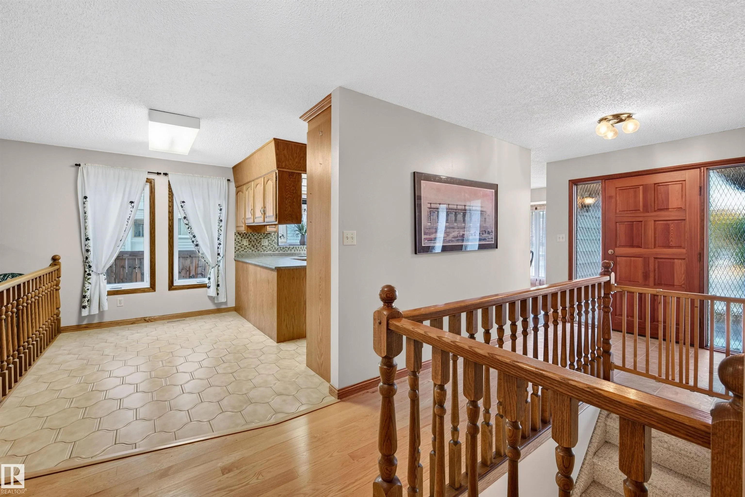 7 LANGHOLM Drive