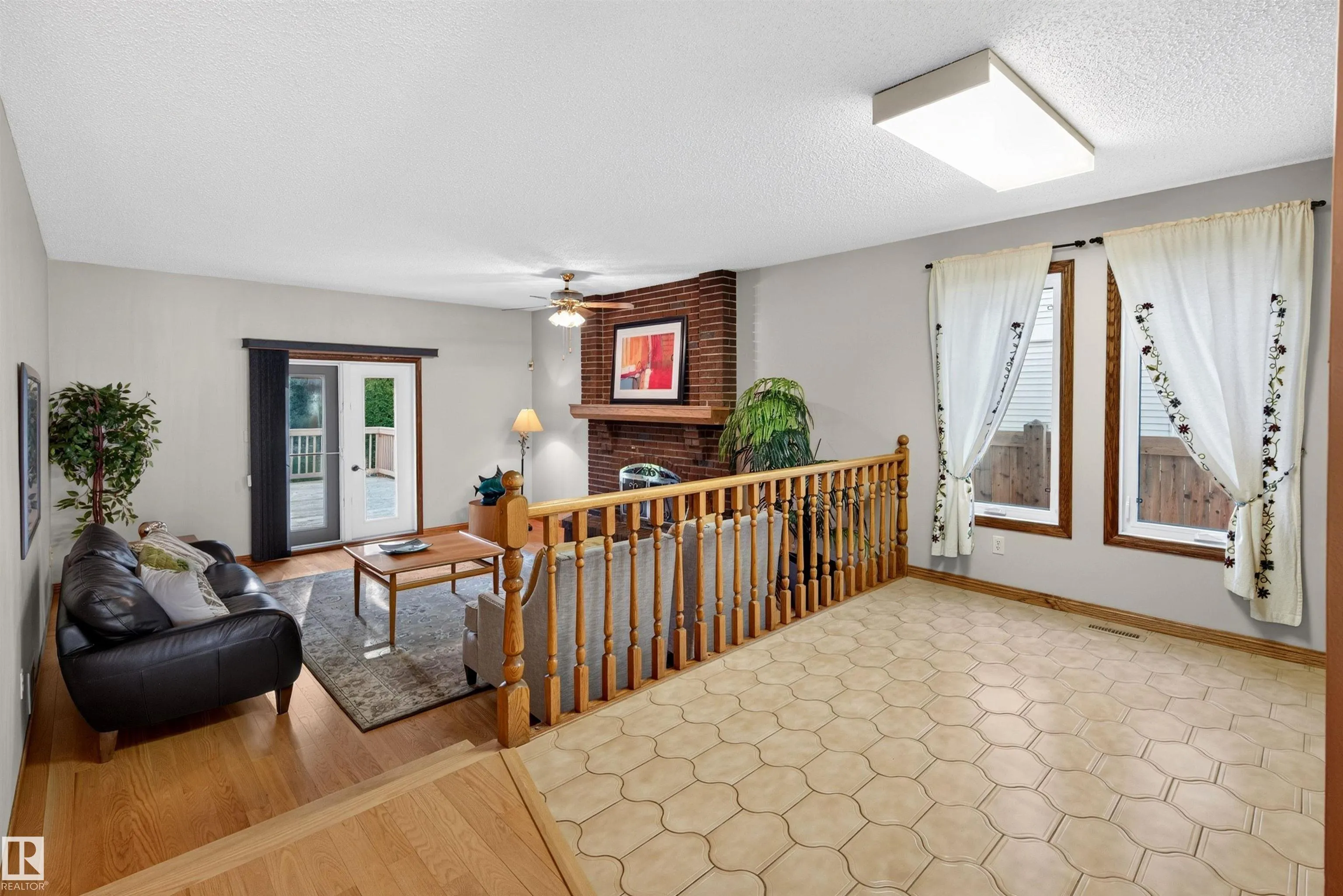 7 LANGHOLM Drive