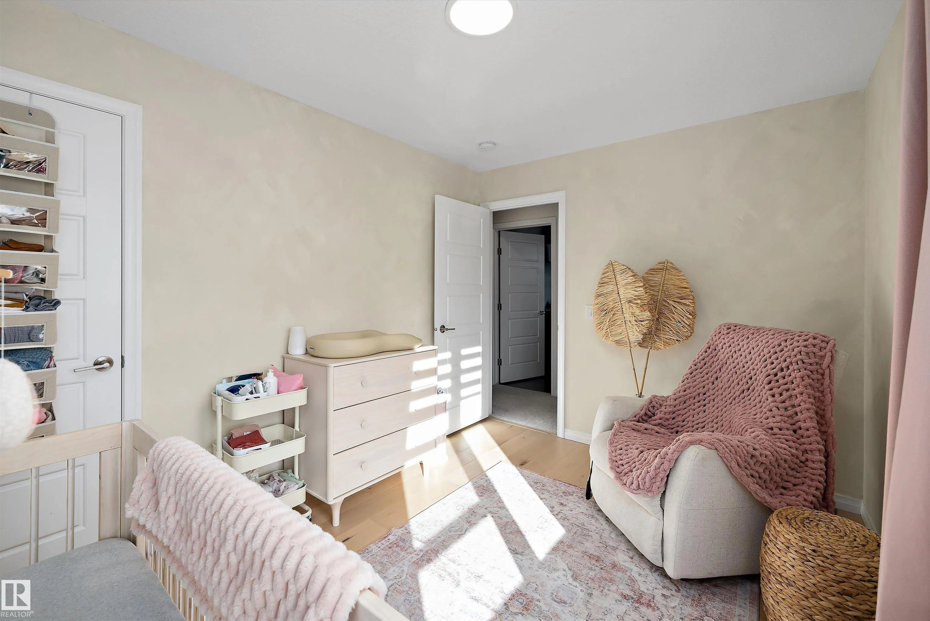 13052 211 Street