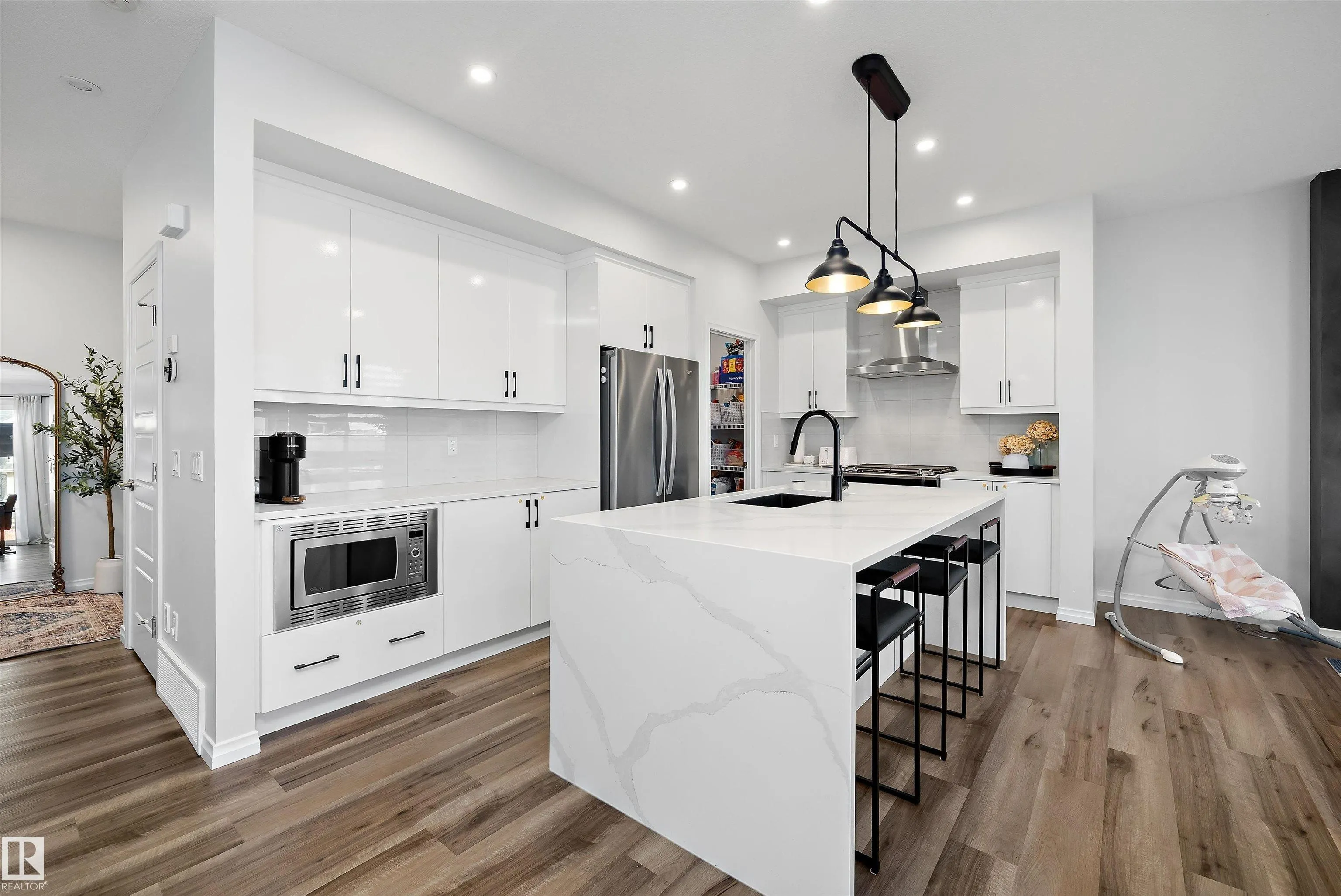 13052 211 Street