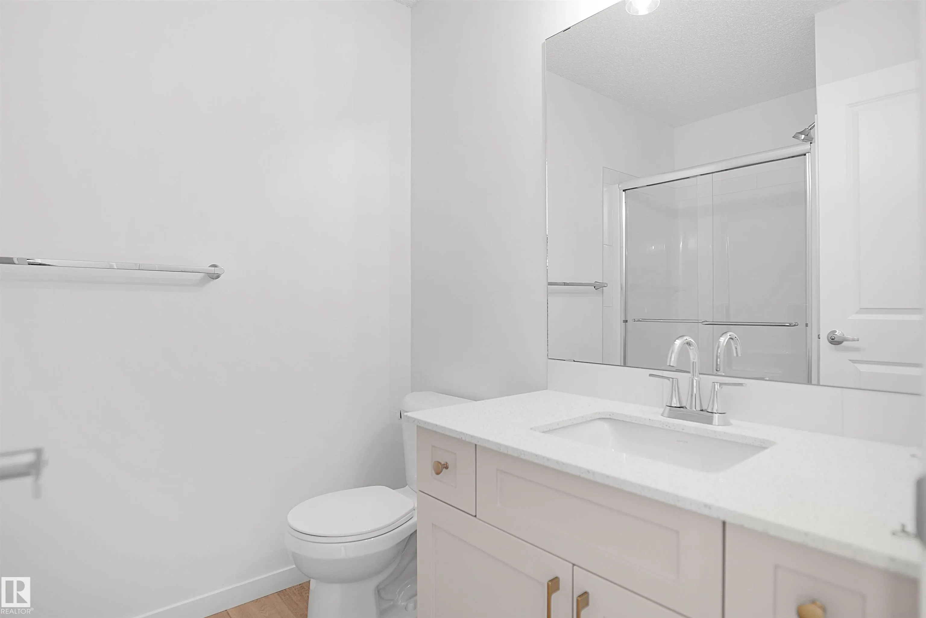 5174 RIVER'S EDGE Way