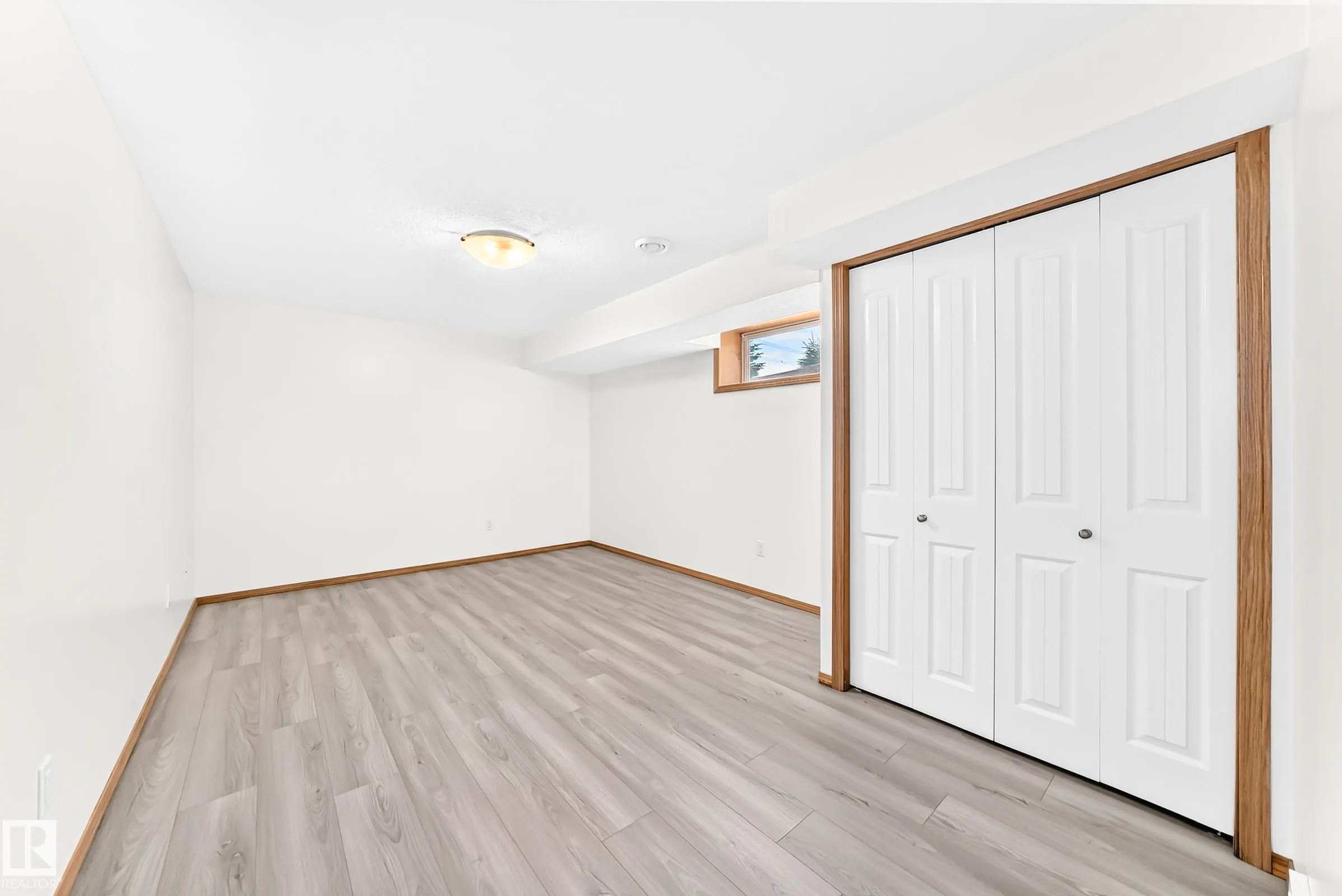 686 KANANASKIS Drive
