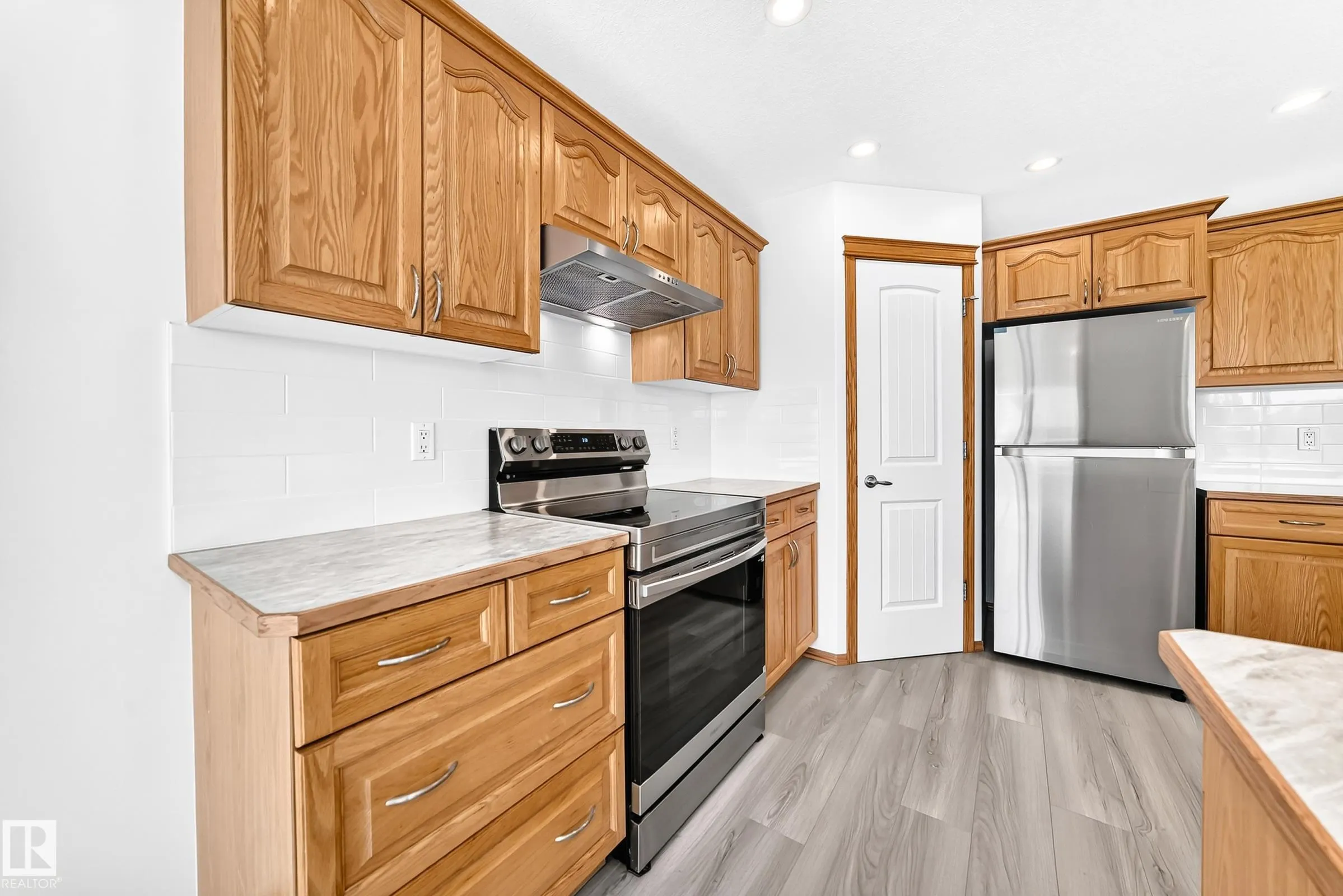 686 KANANASKIS Drive