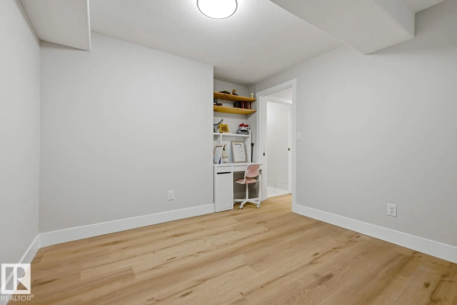3830 22 Street