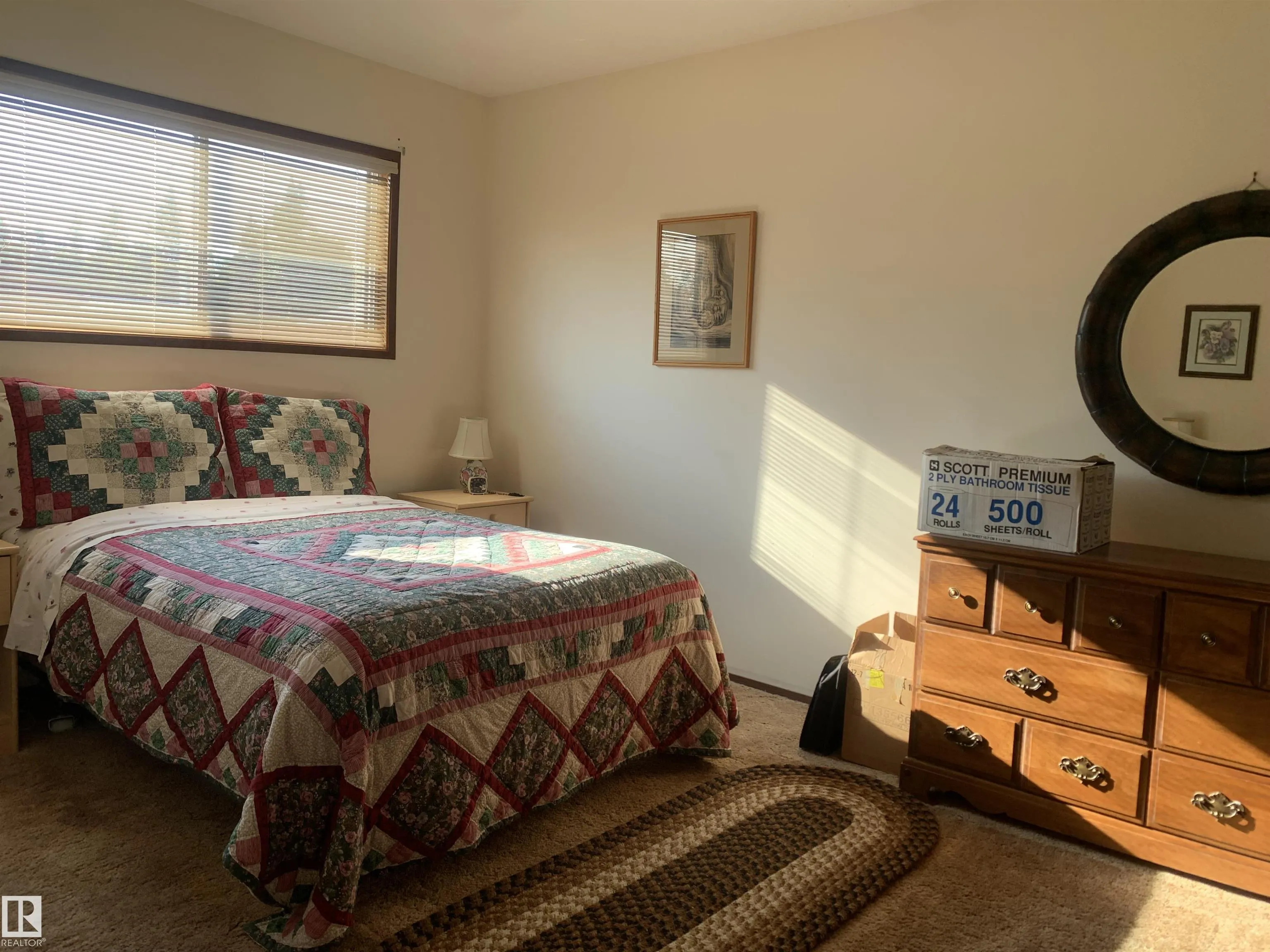 804A 1 Avenue