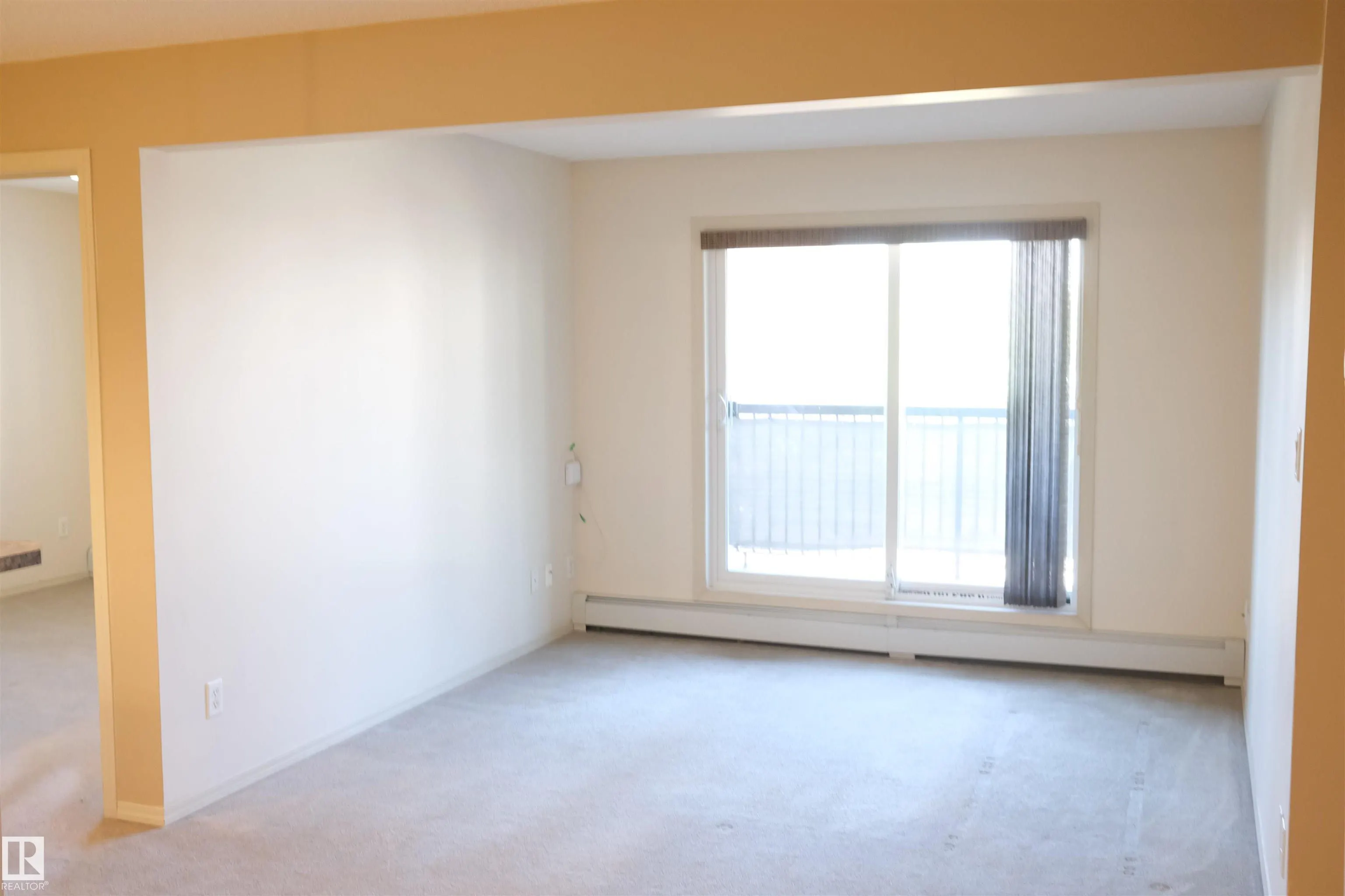 5951 165 Avenue