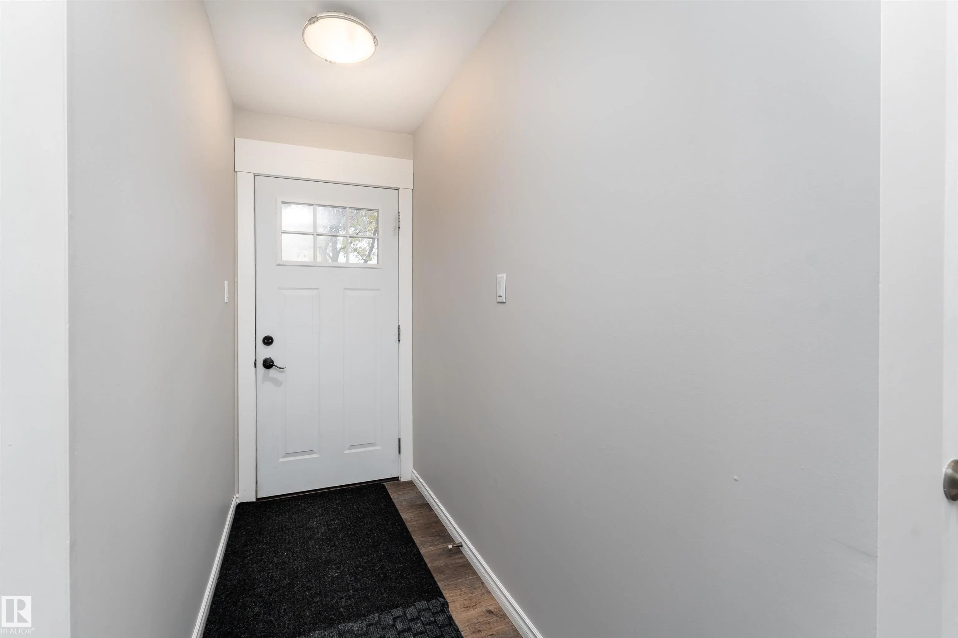 993 Cedar Street
