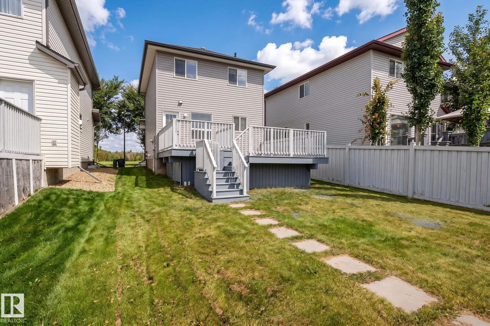 404 HEMINGWAY Road
