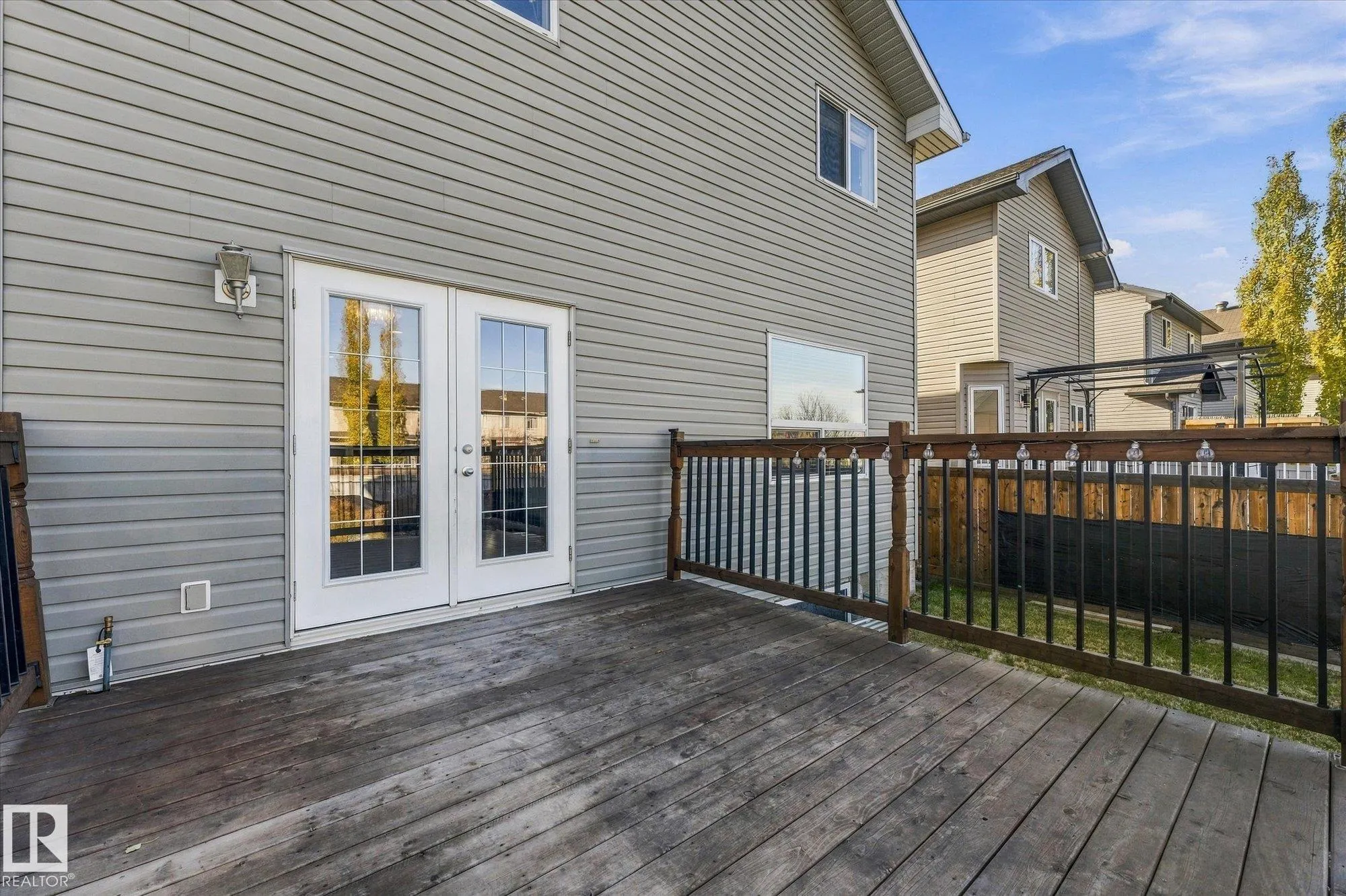 217 SILVERSTONE Crescent