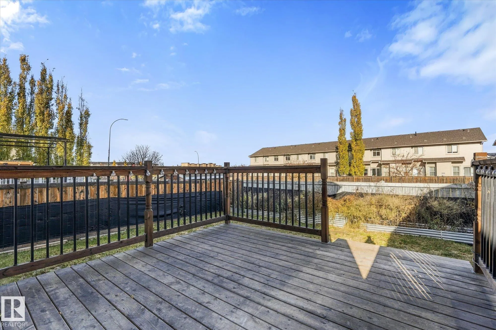 217 SILVERSTONE Crescent