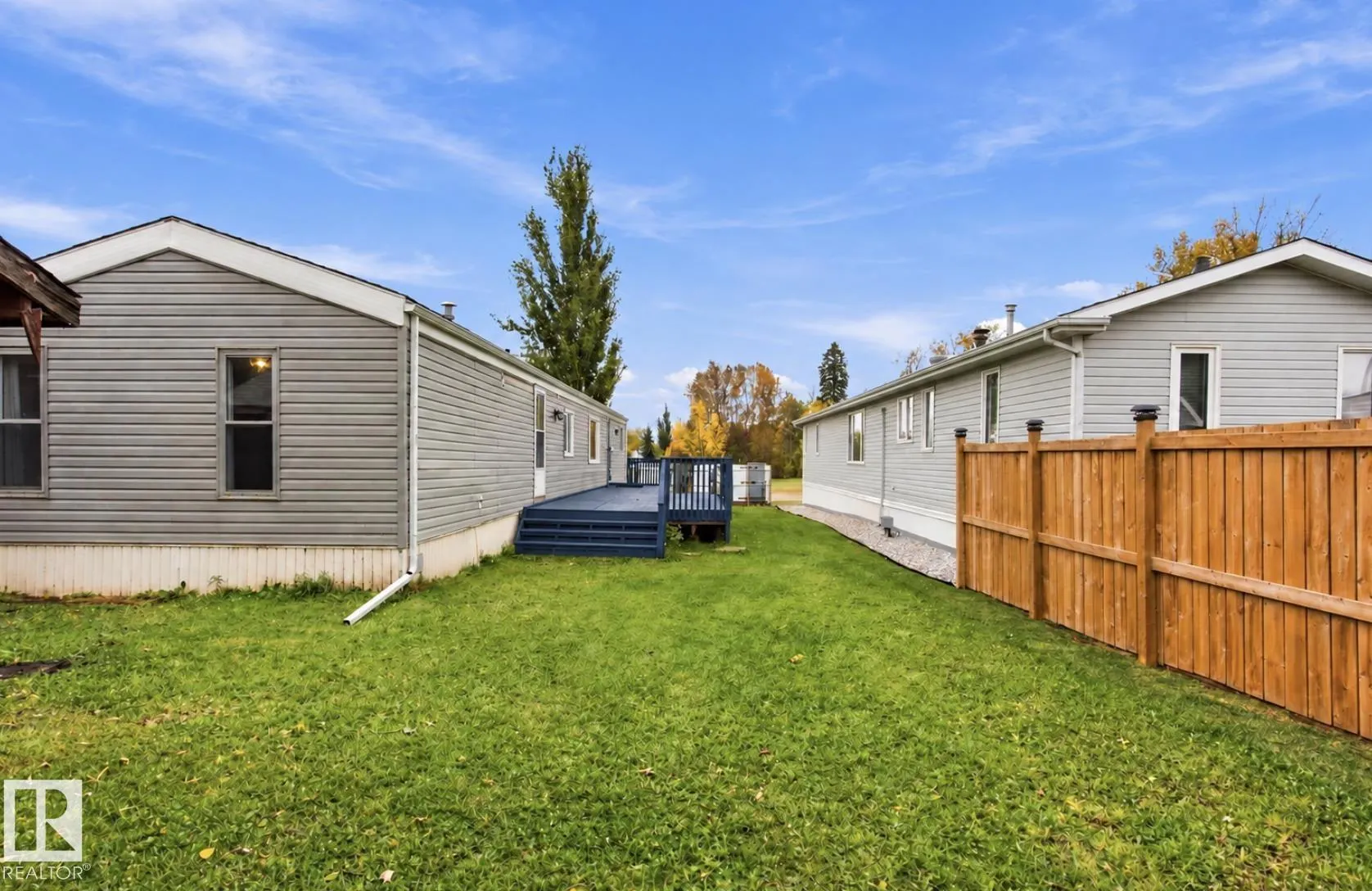 2664 Lakeview Dr