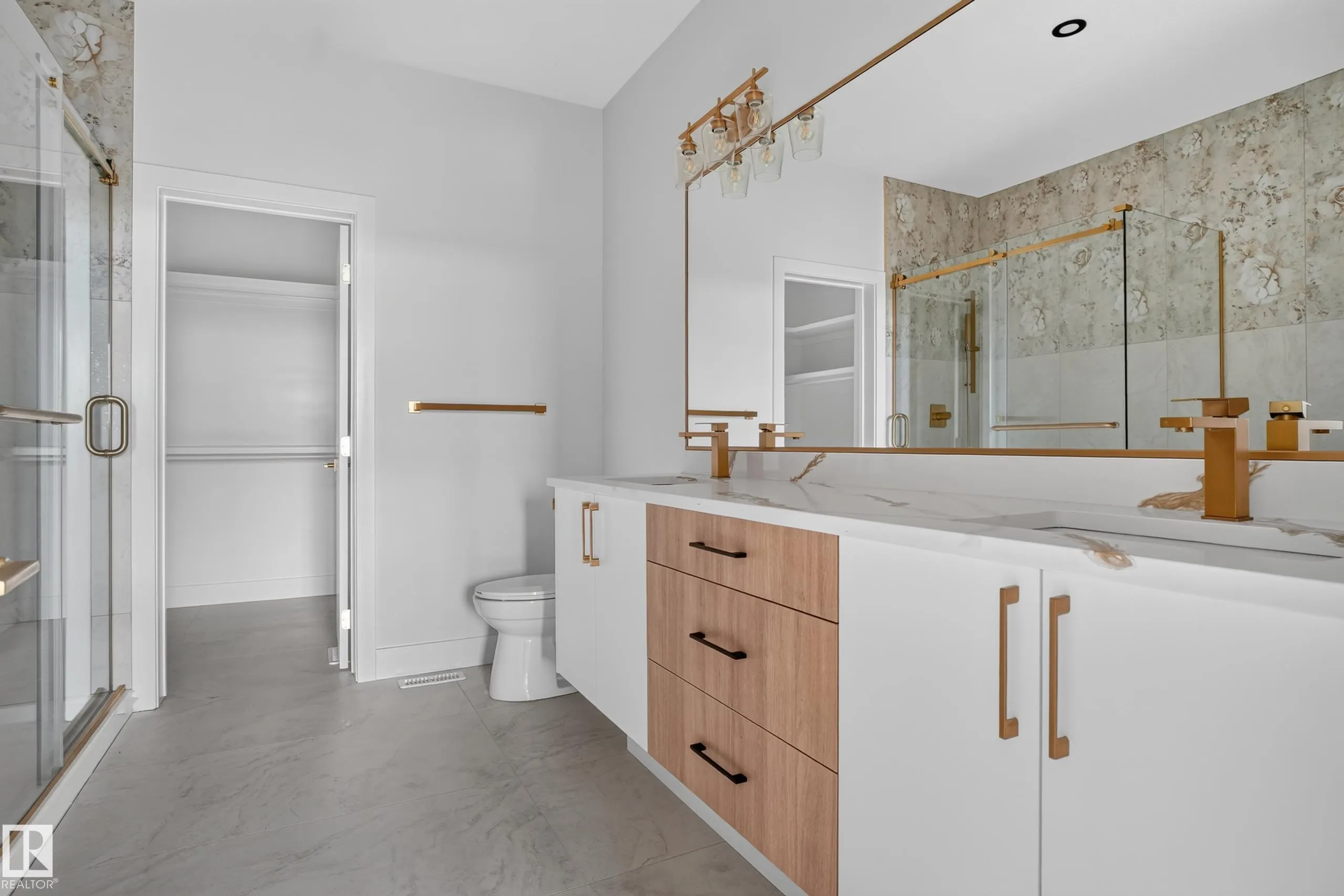 386 Linden Loop
