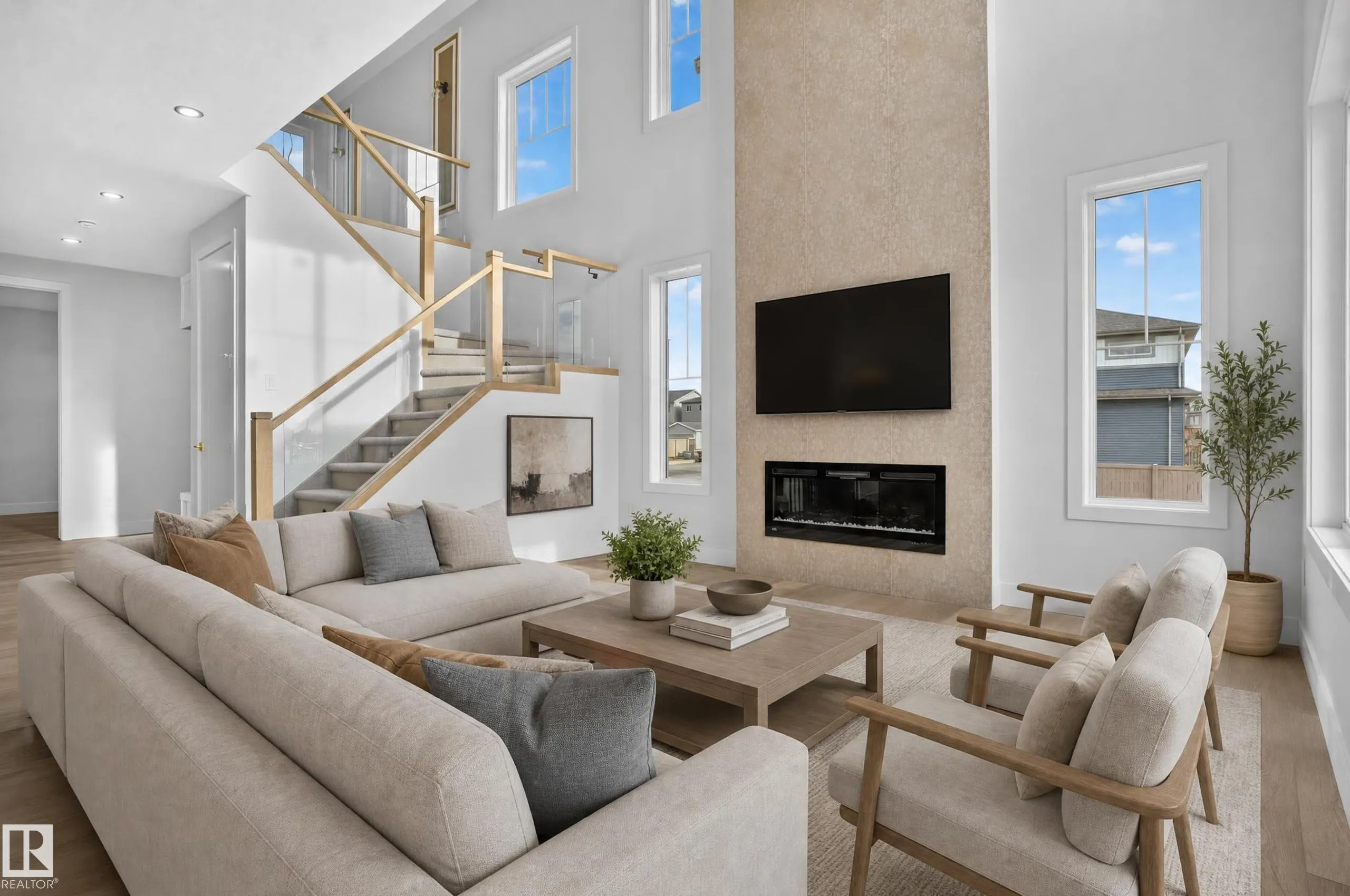 386 Linden Loop