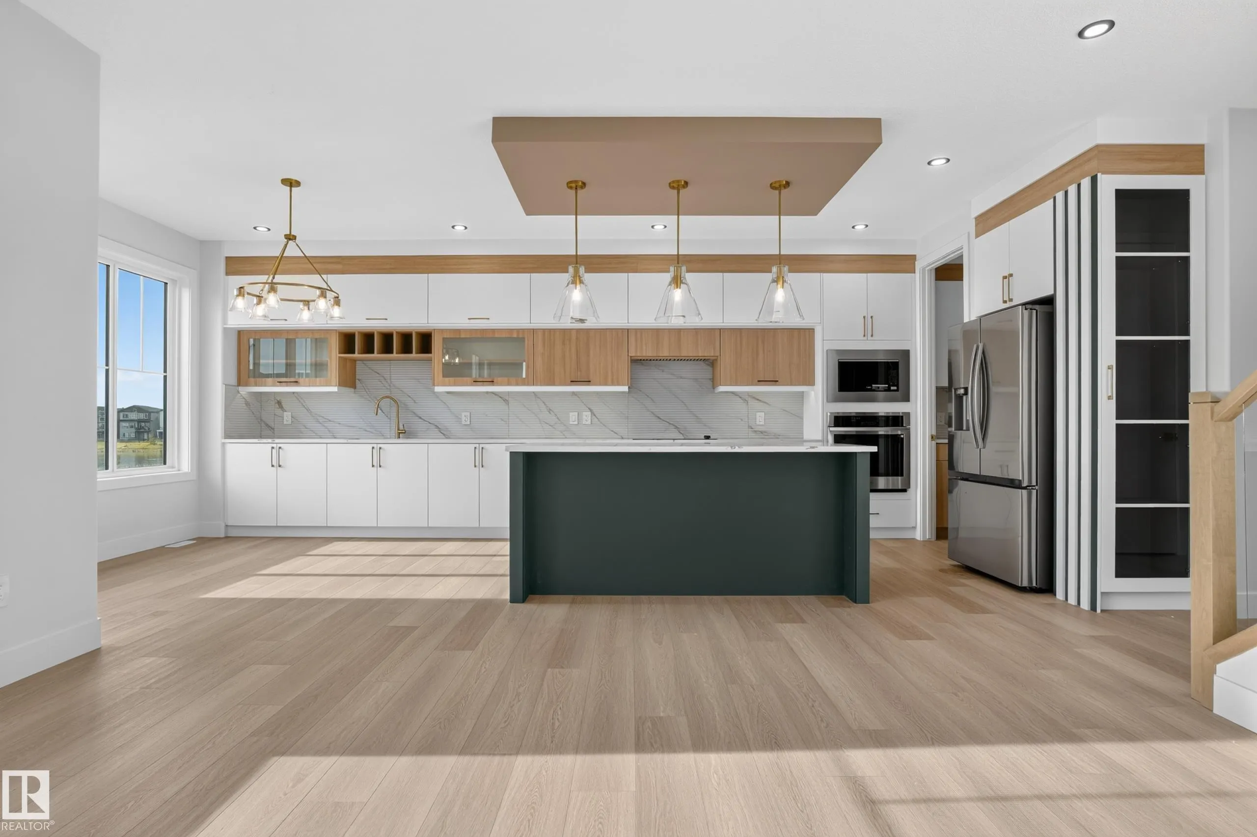 386 Linden Loop