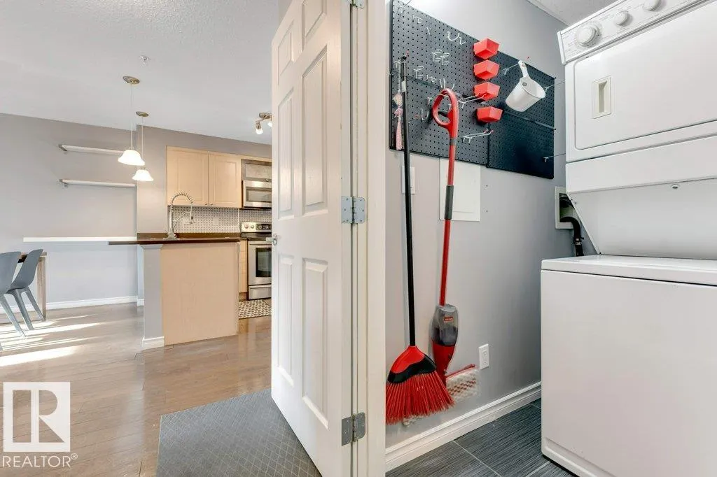 616 MCALLISTER Loop