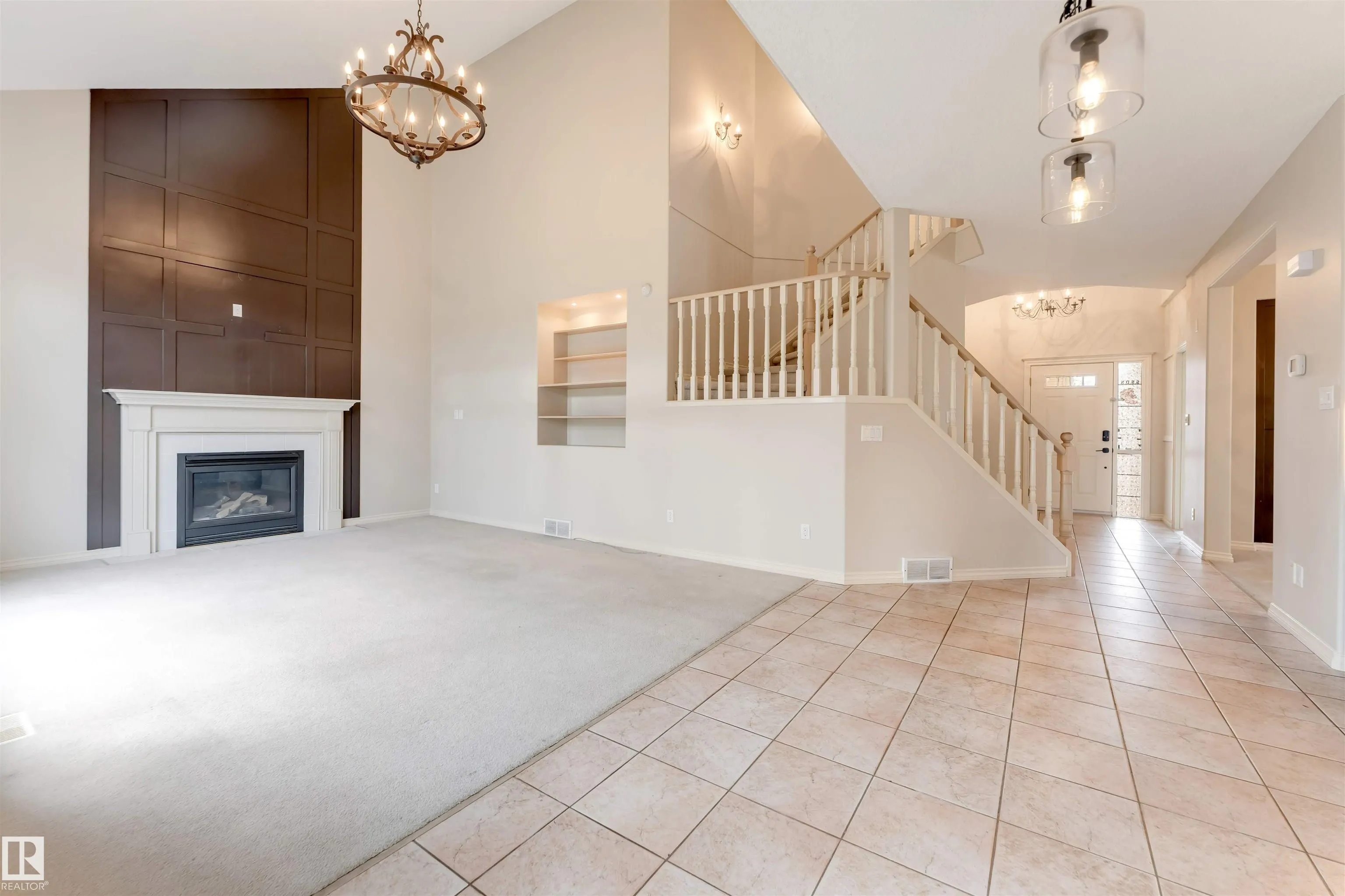 125 Coloniale Way