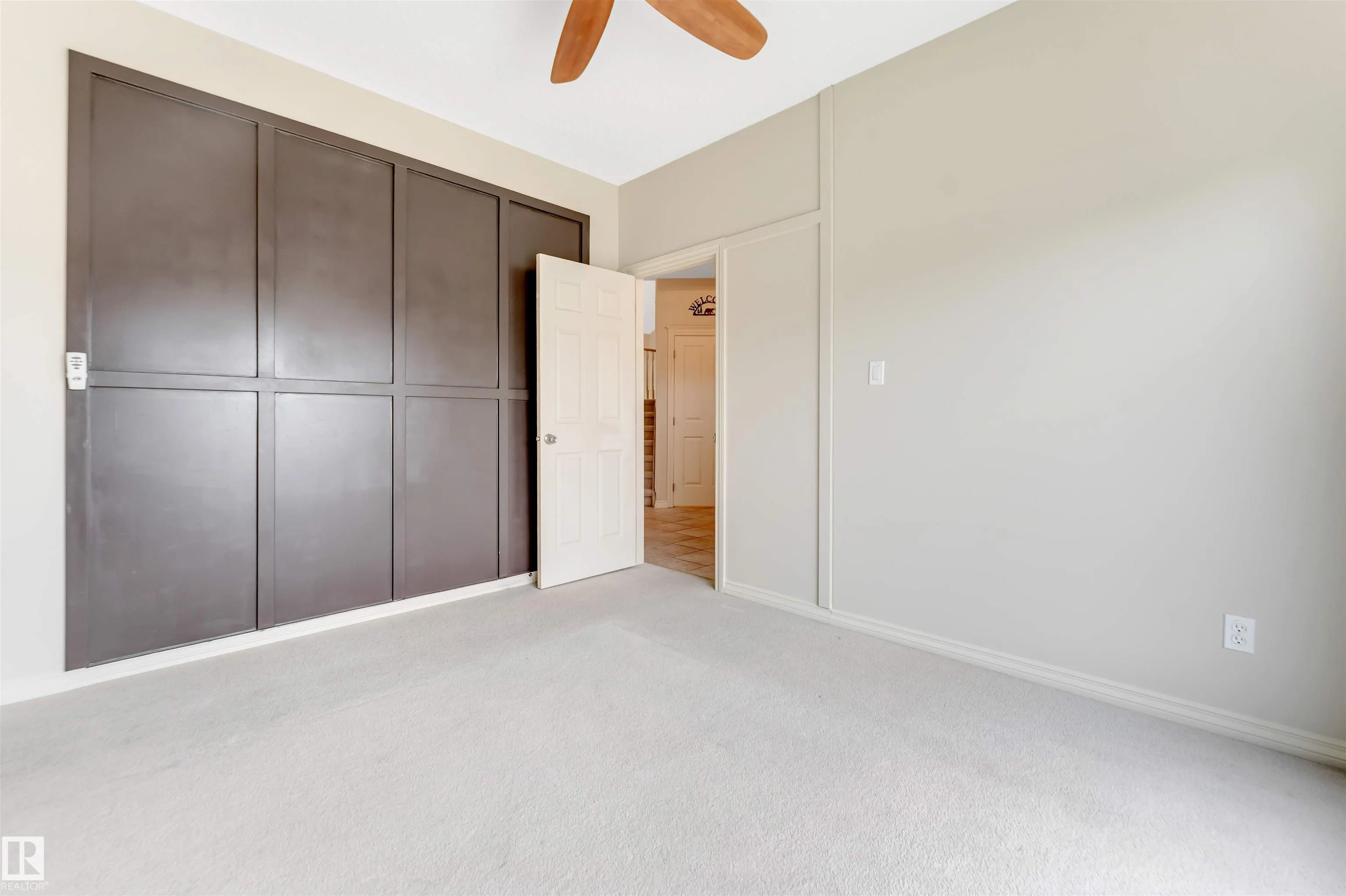125 Coloniale Way