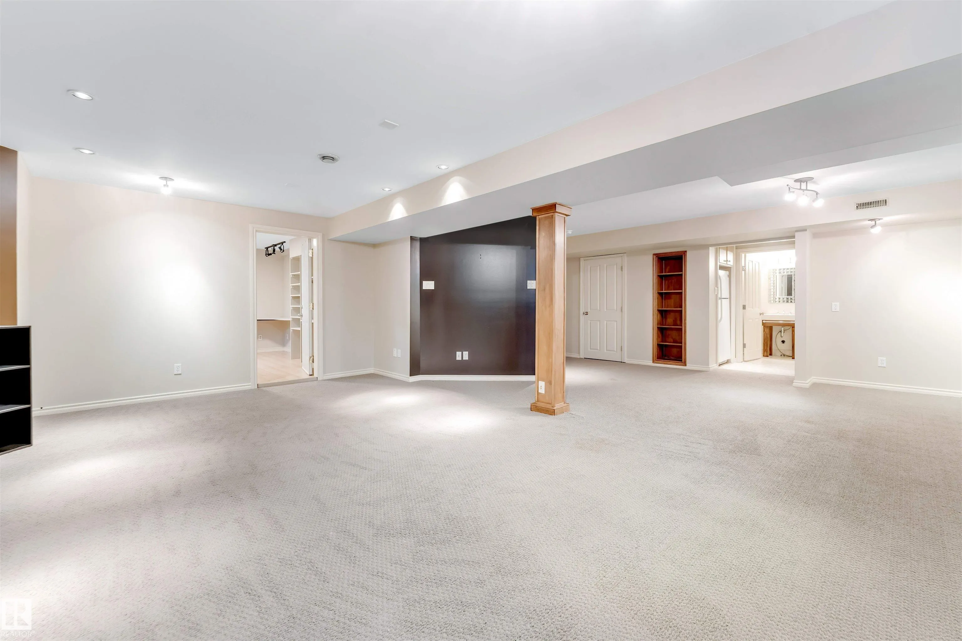 125 Coloniale Way
