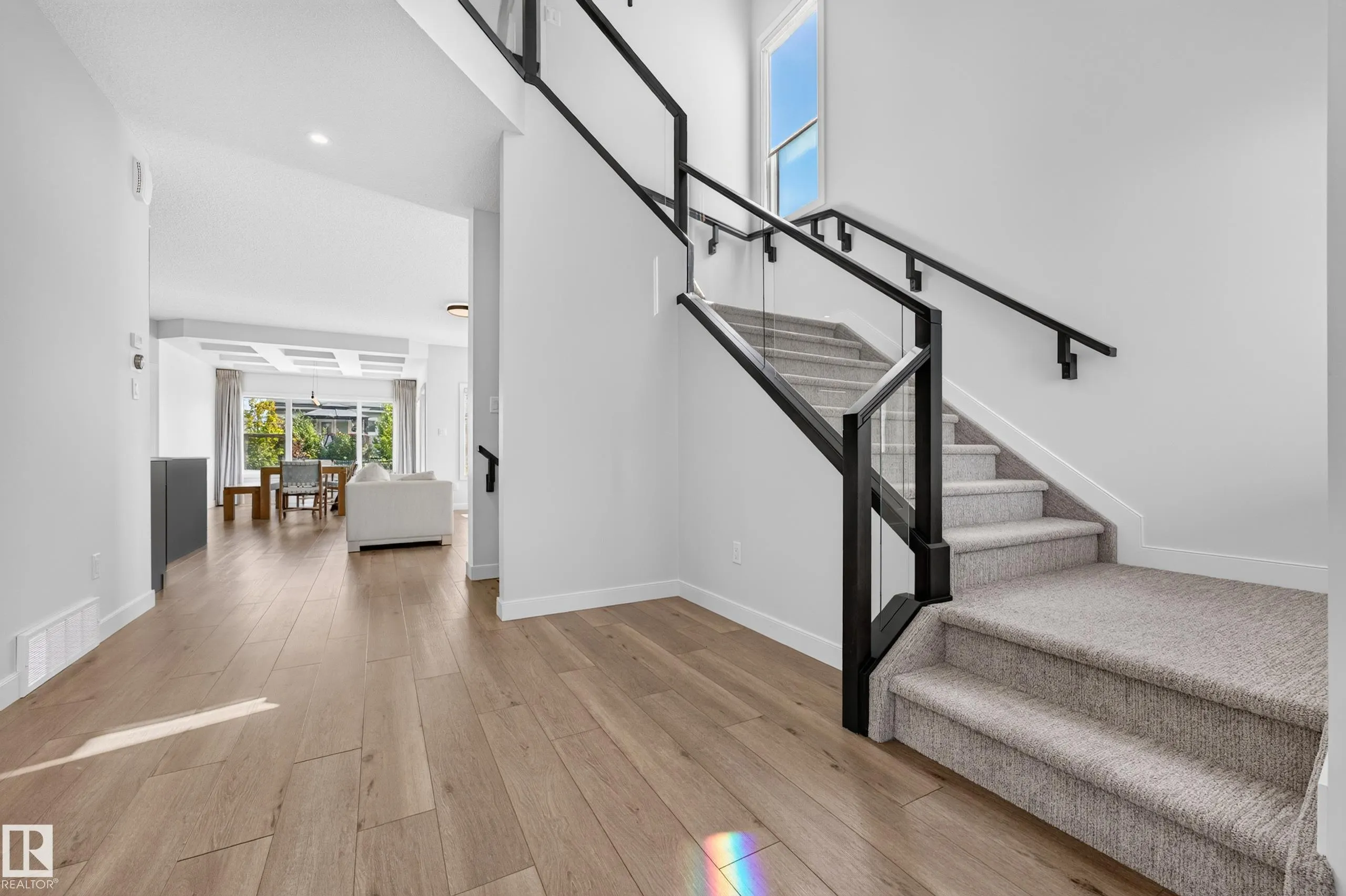 5738 CAUTLEY Crescent