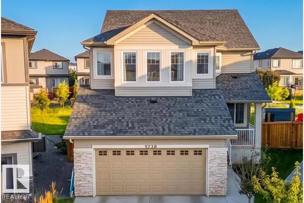 5738 CAUTLEY Crescent