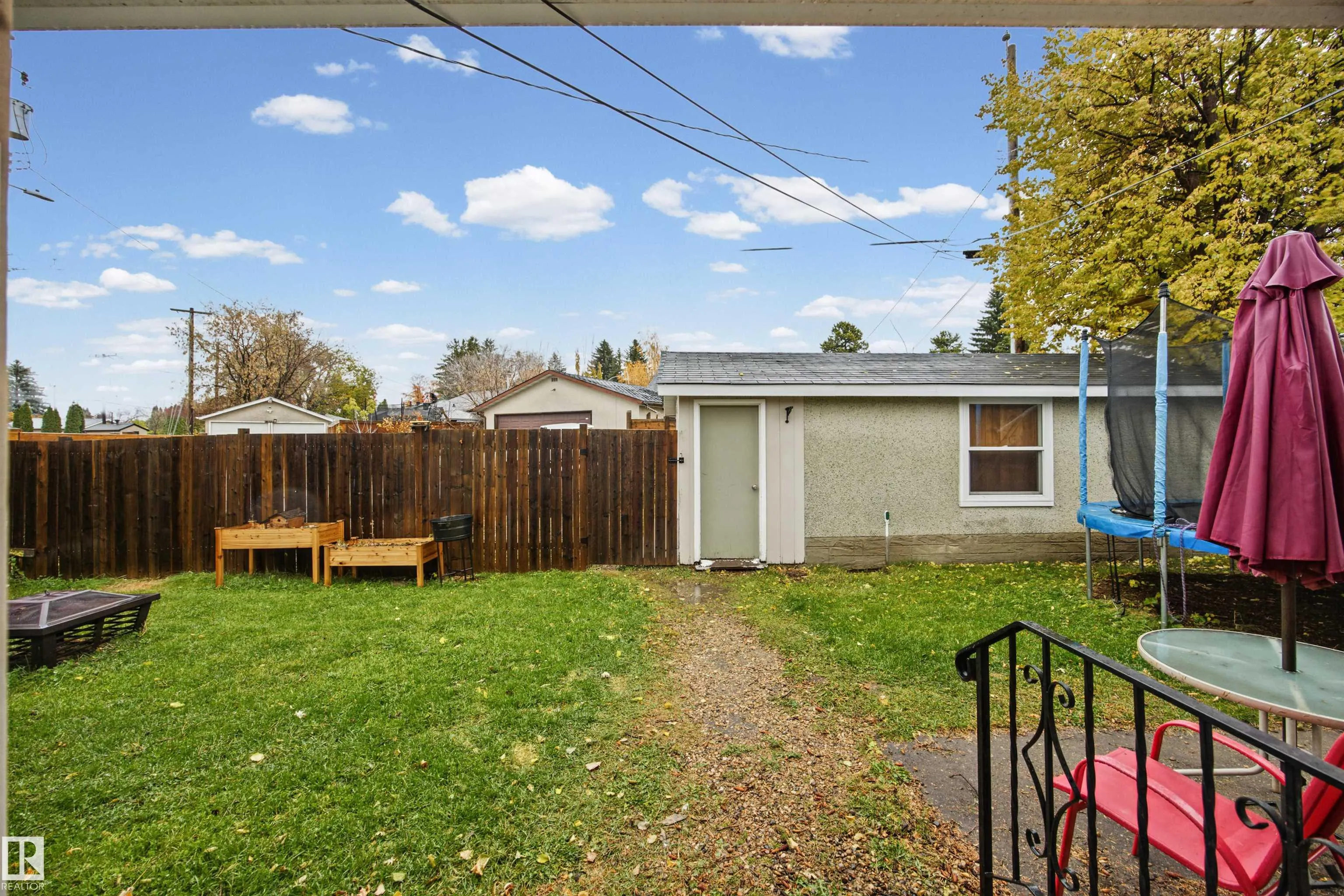 10235 FULTON Road