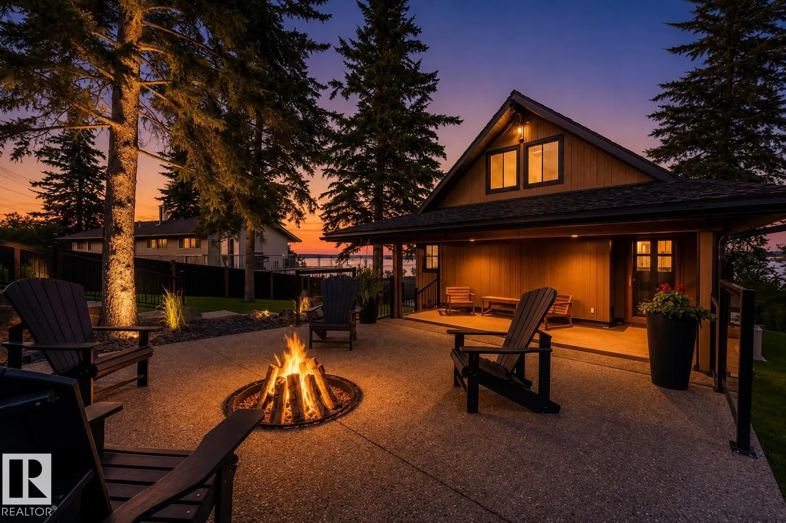 305 LAKESHORE Drive