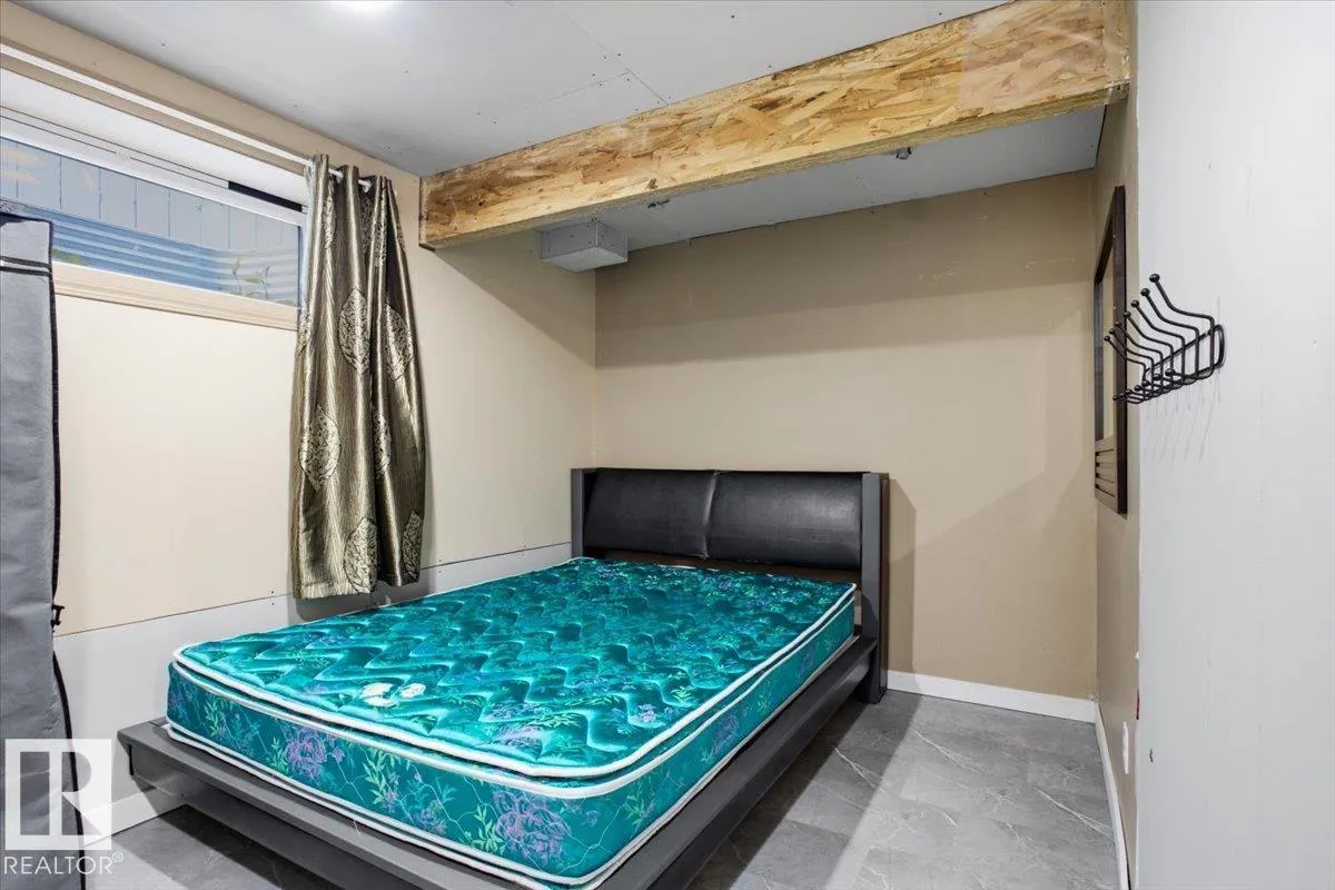 824 BARNES Link