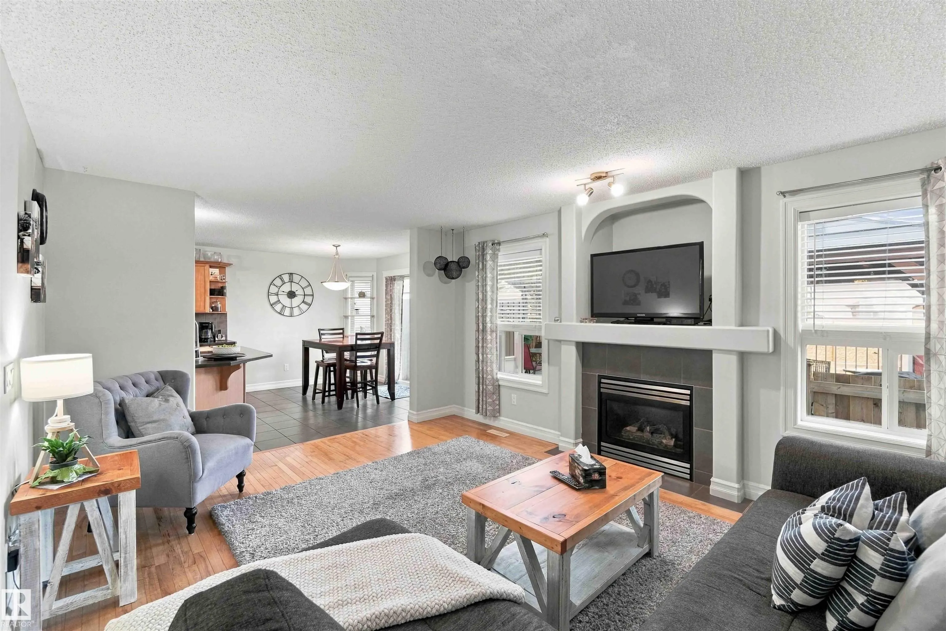 102 BOXWOOD Bend