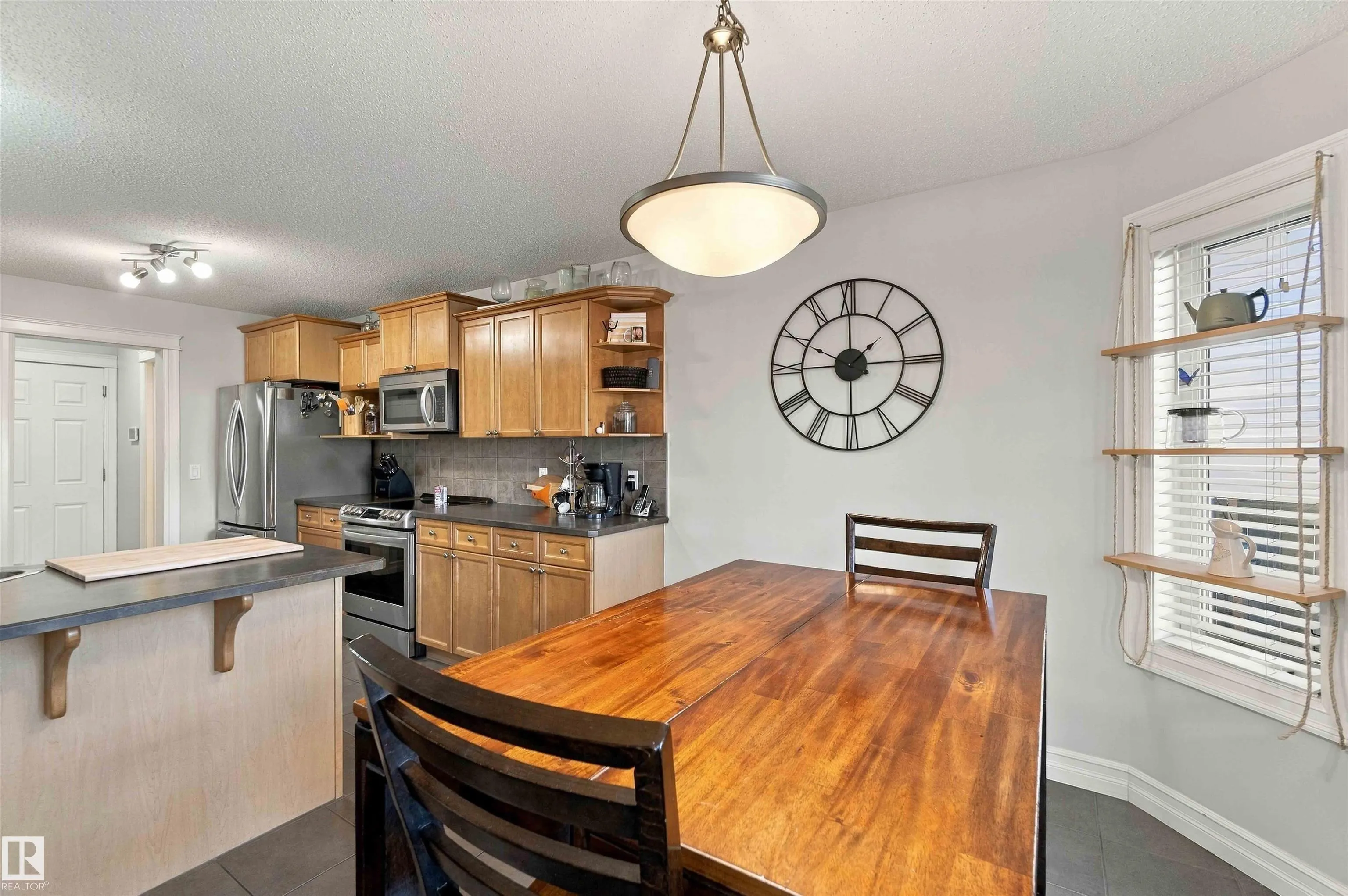 102 BOXWOOD Bend