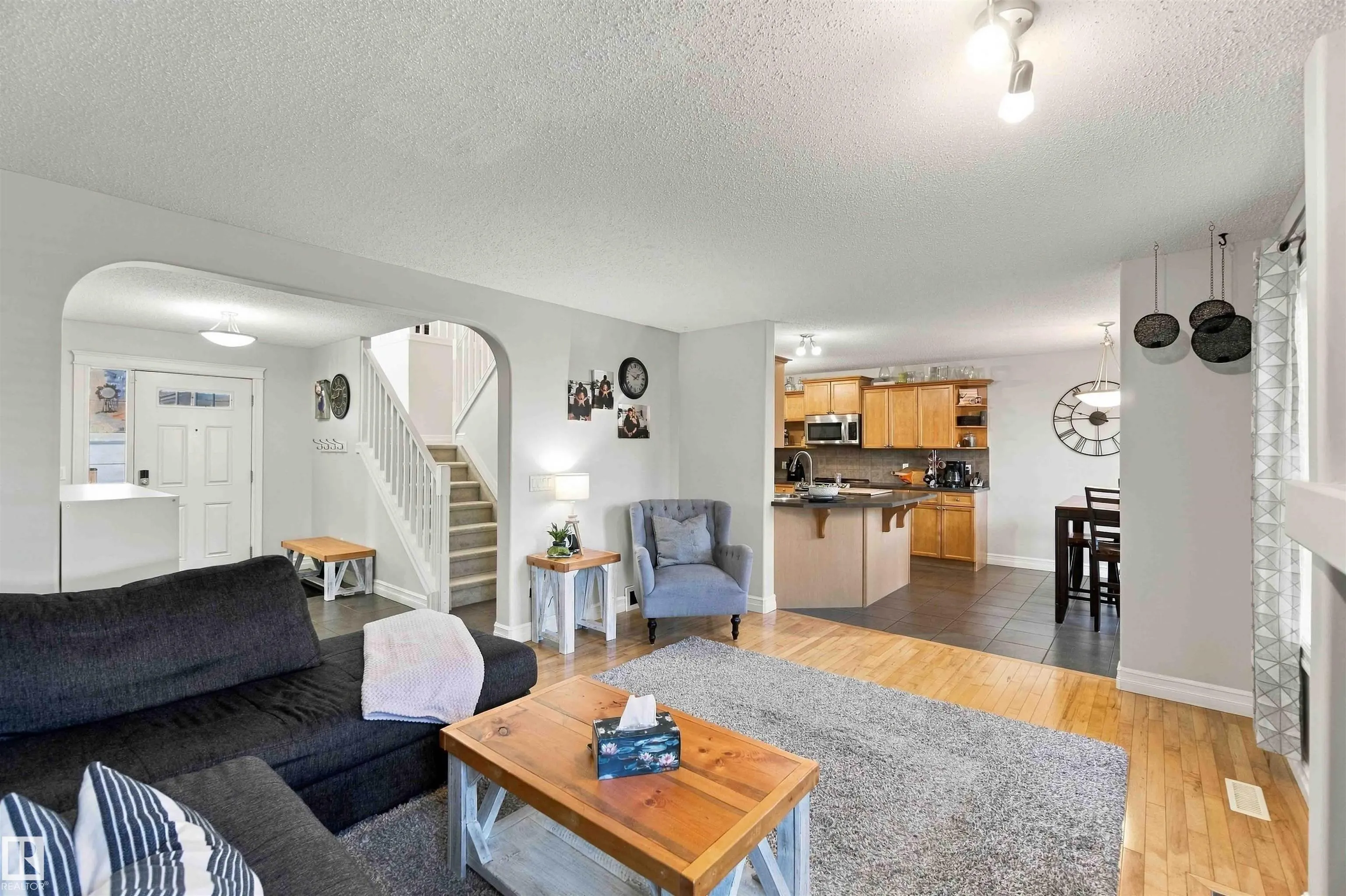 102 BOXWOOD Bend