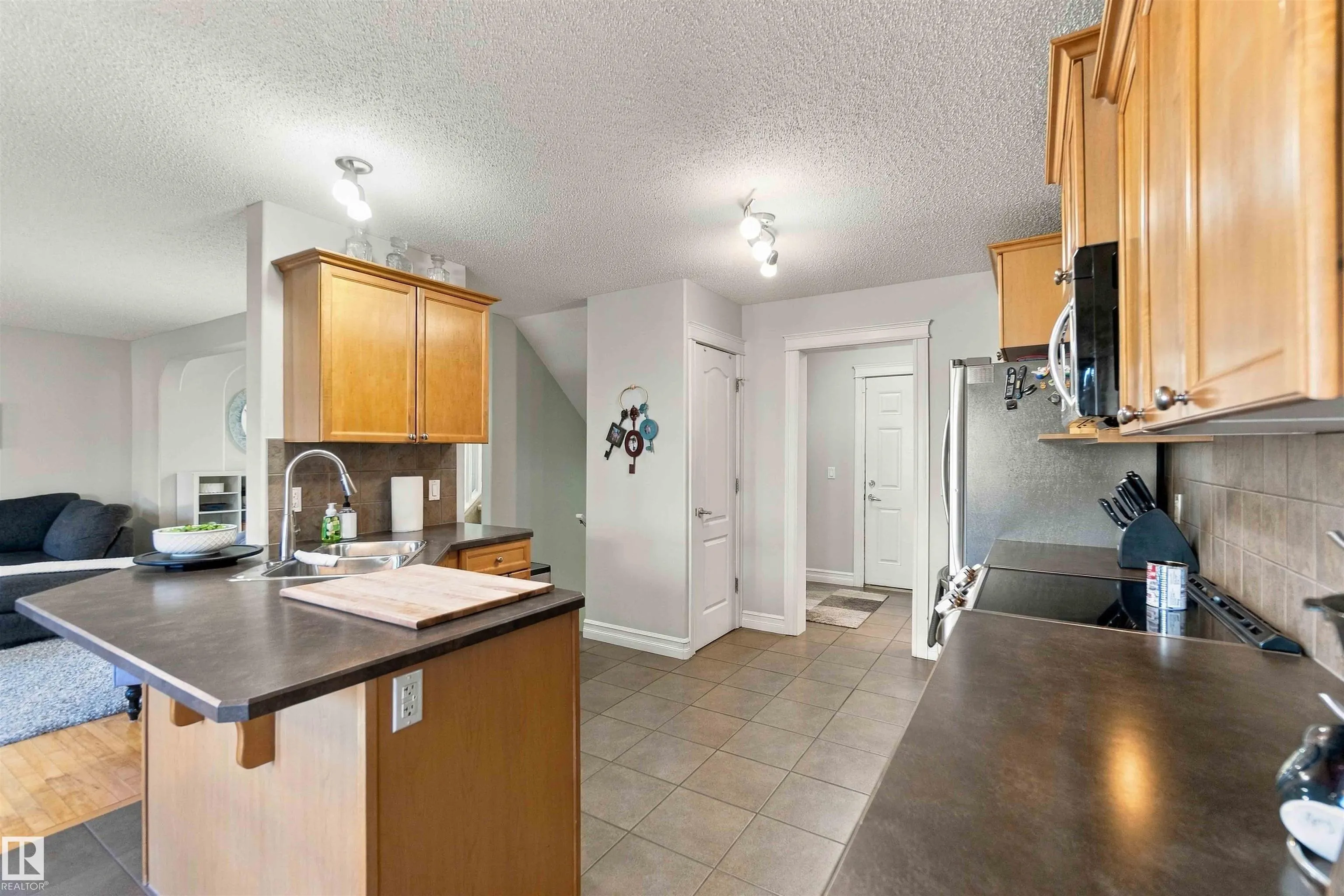 102 BOXWOOD Bend