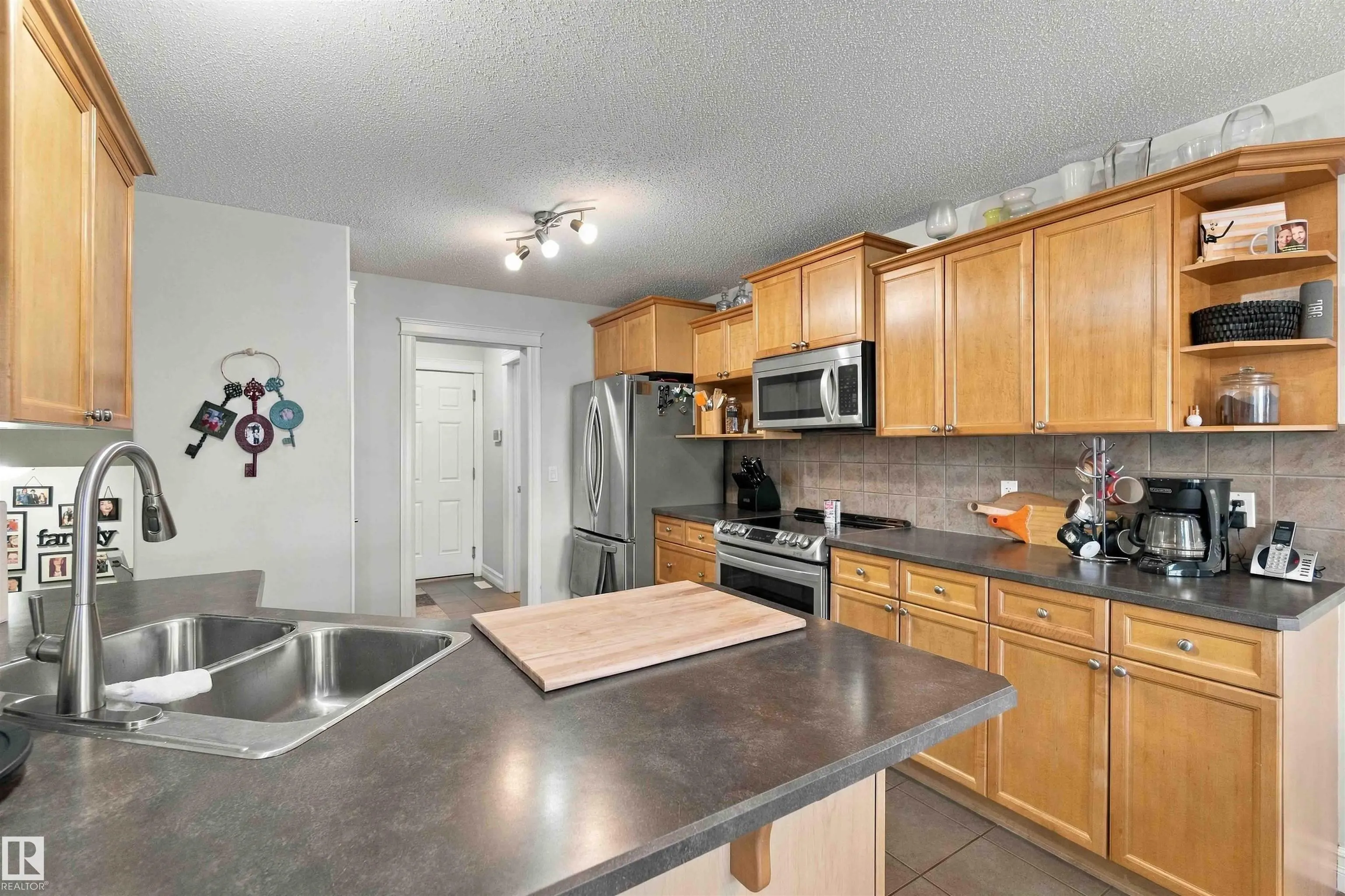 102 BOXWOOD Bend