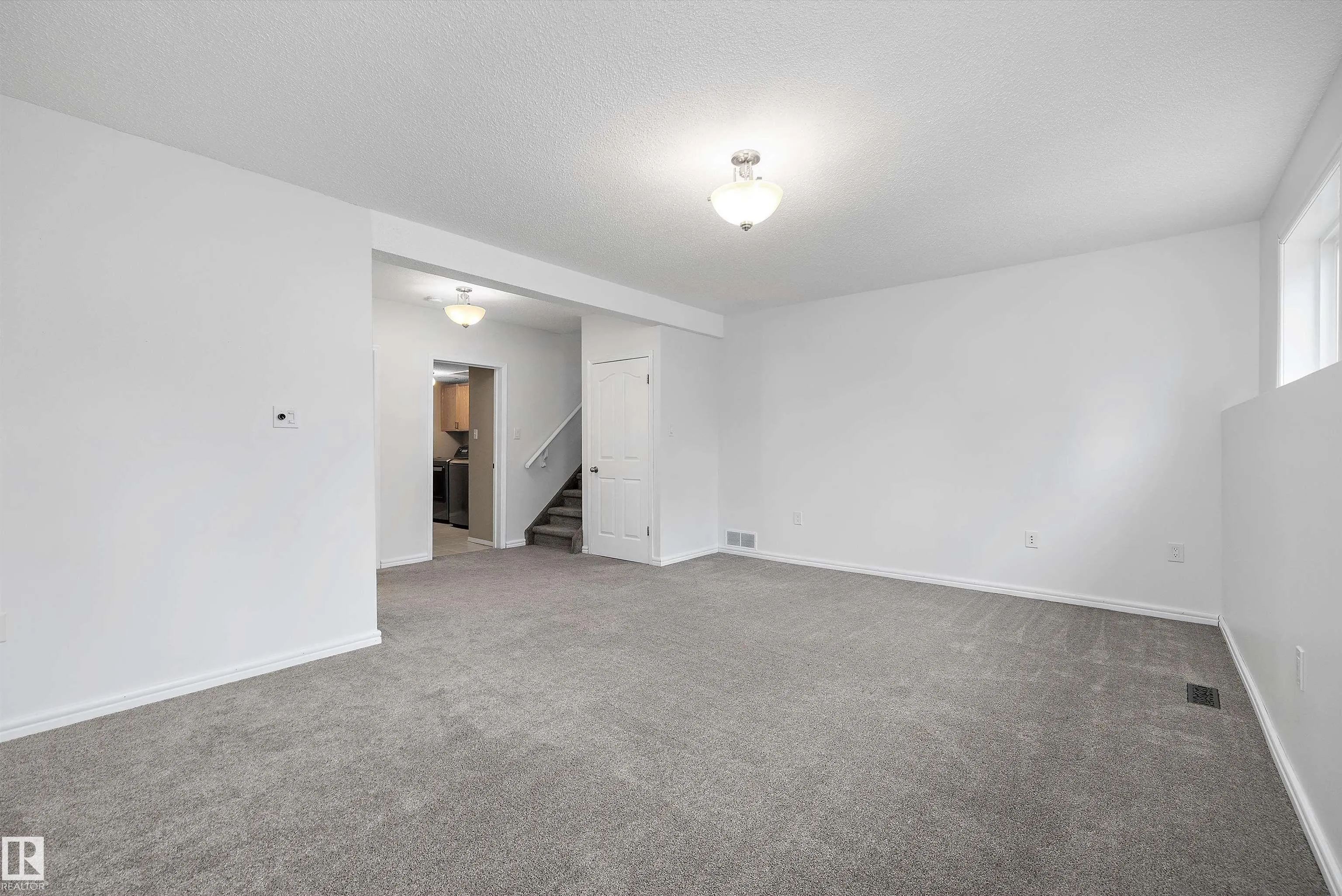 65 WESTPARK Way