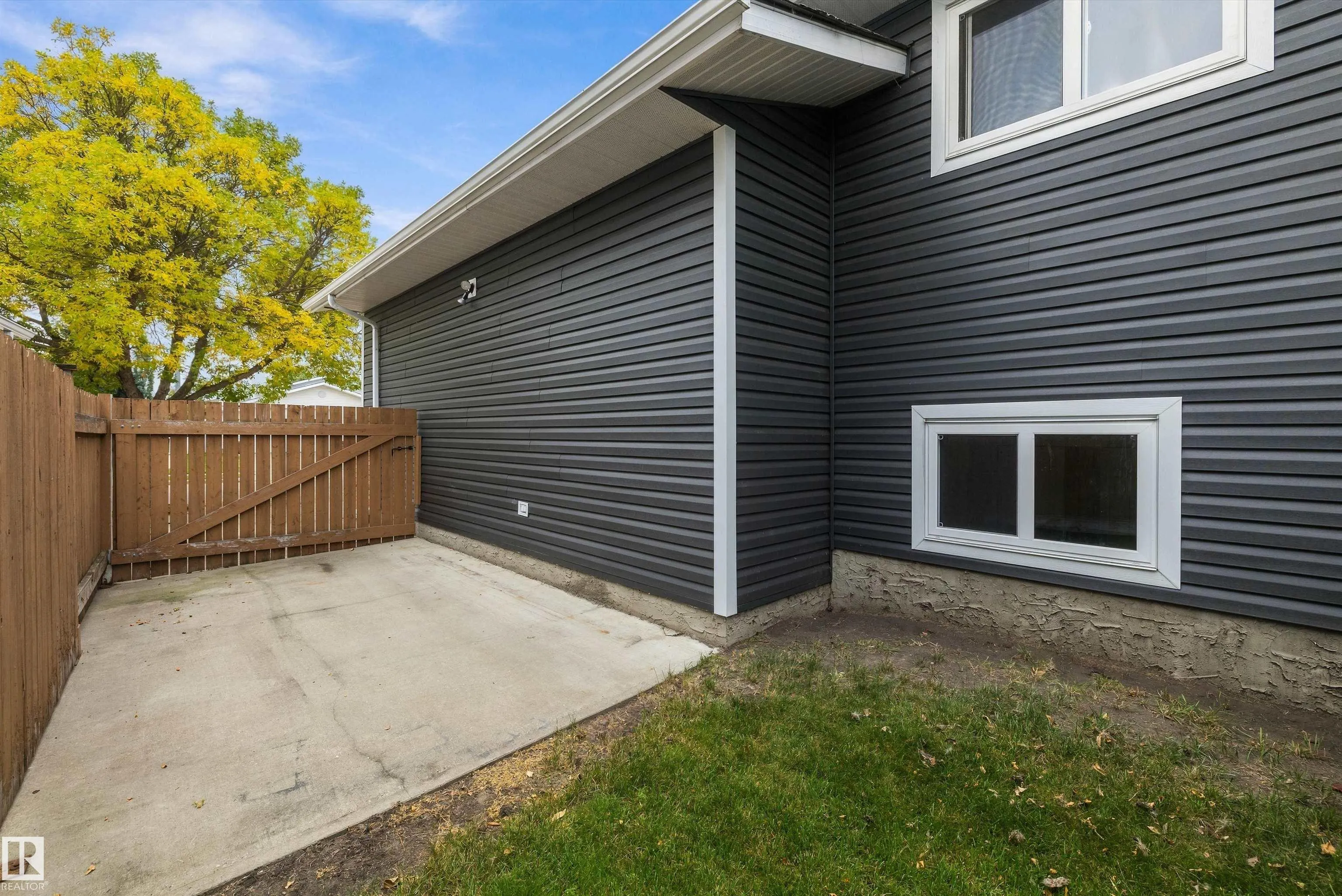 65 WESTPARK Way