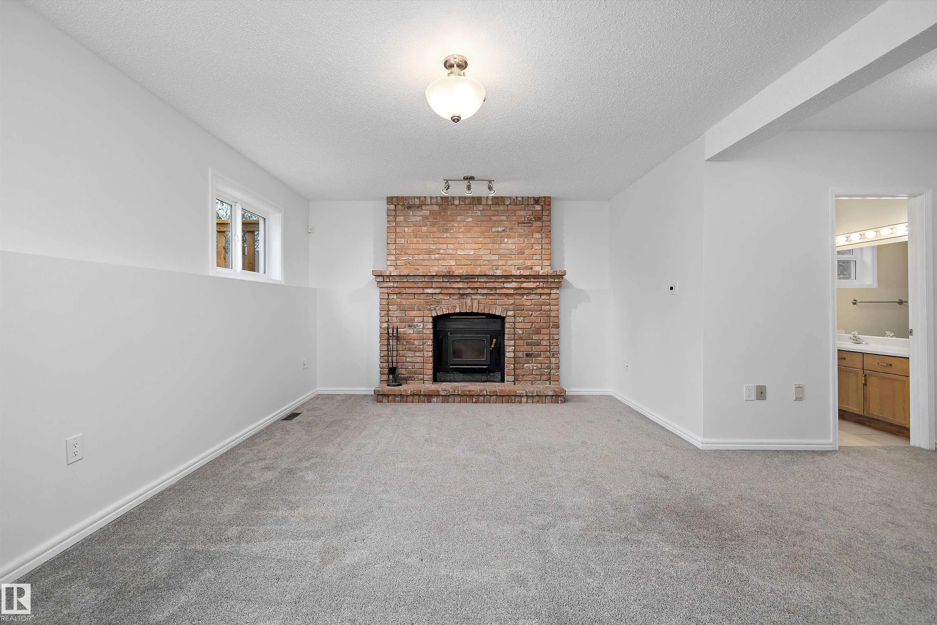 65 WESTPARK Way