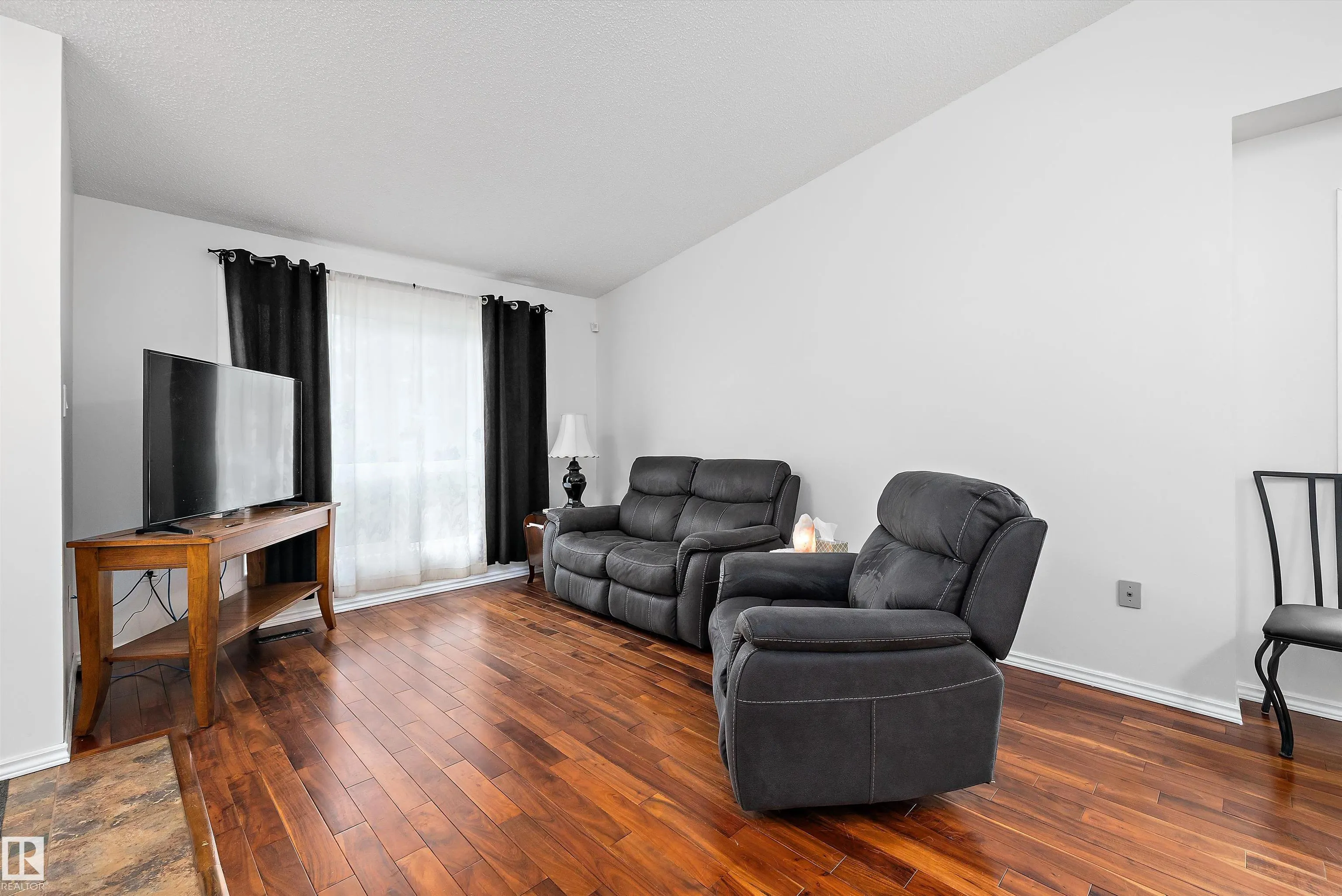 65 WESTPARK Way