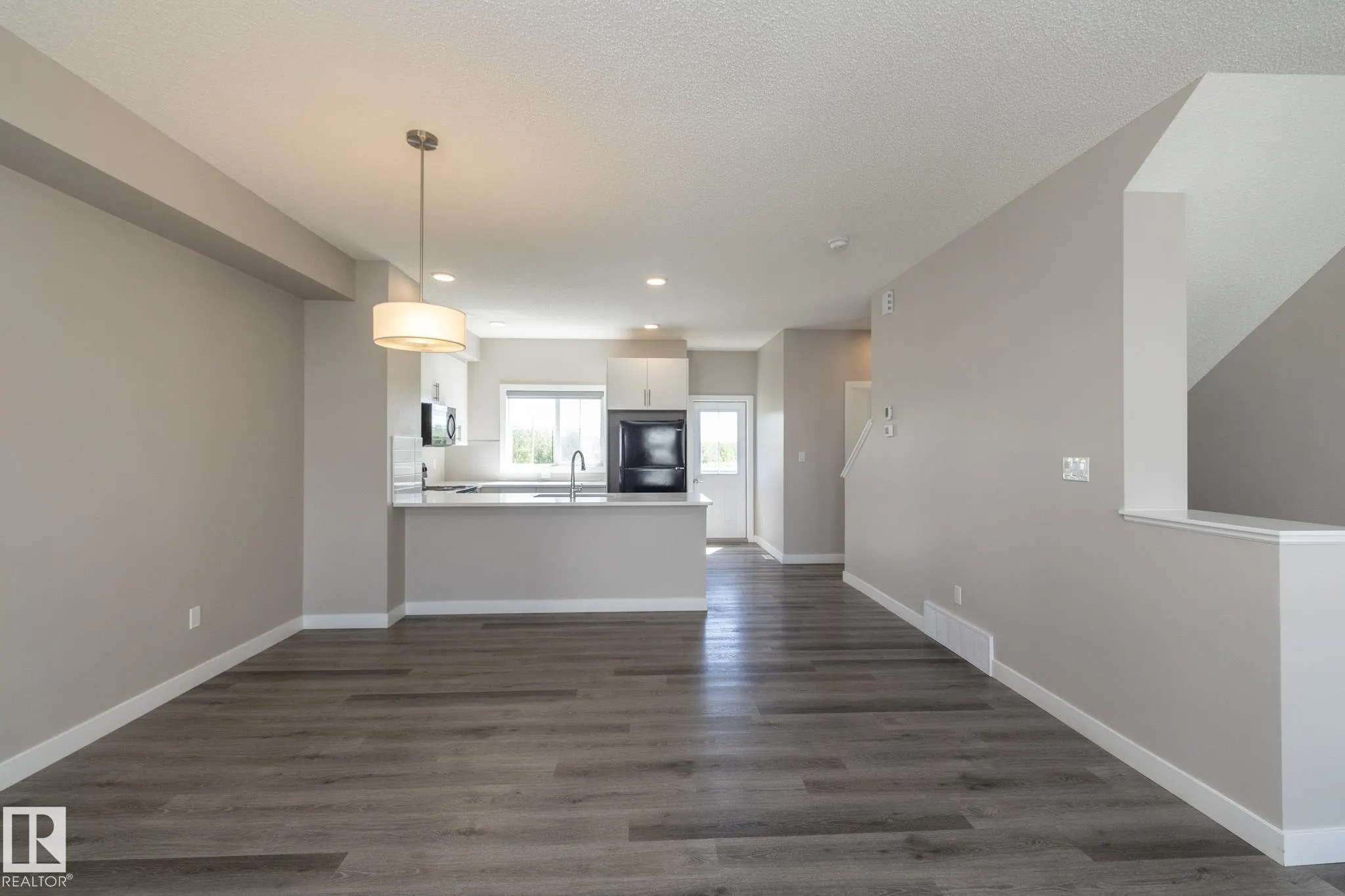 2610 Maple Way
