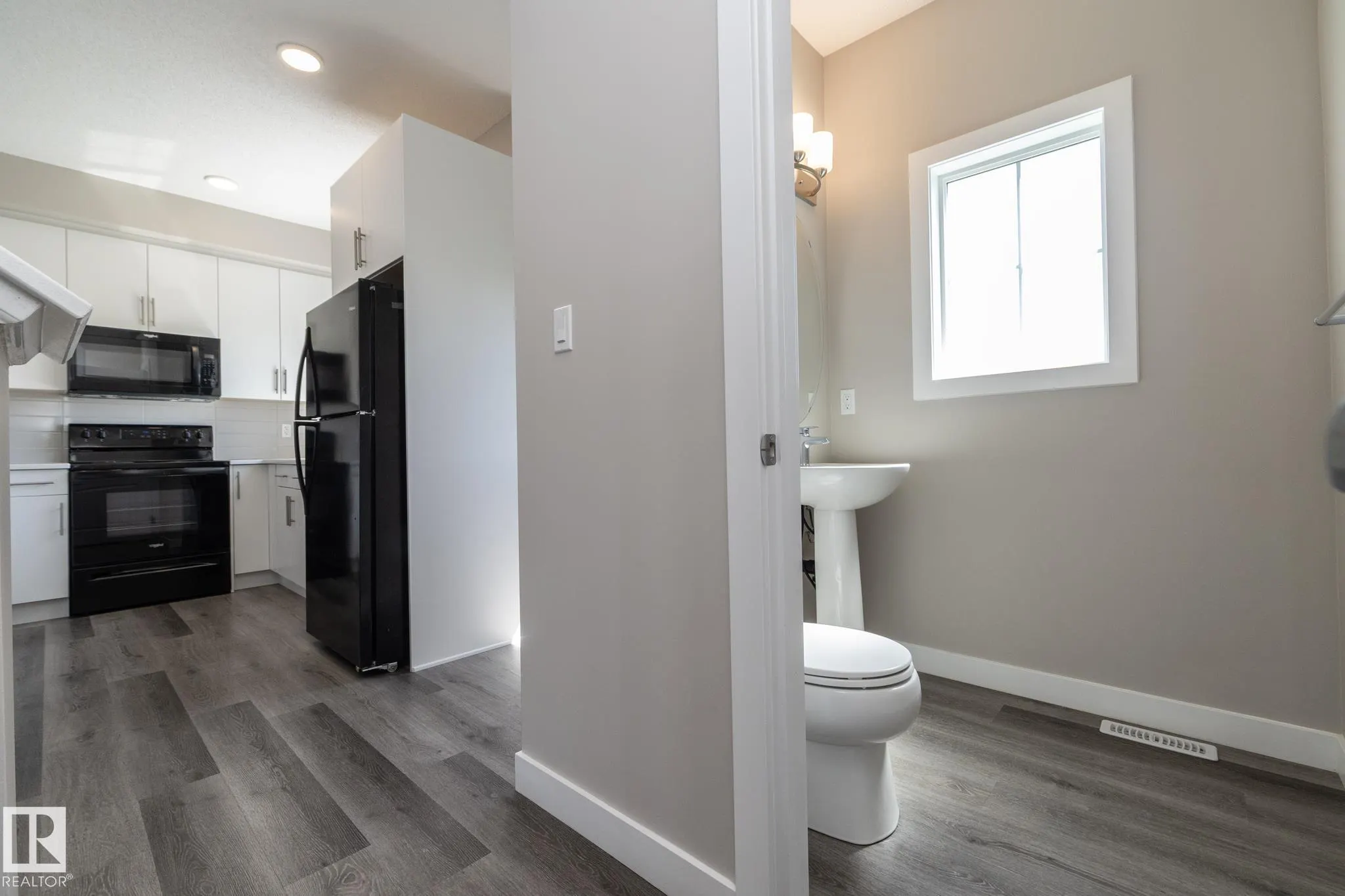 2610 Maple Way