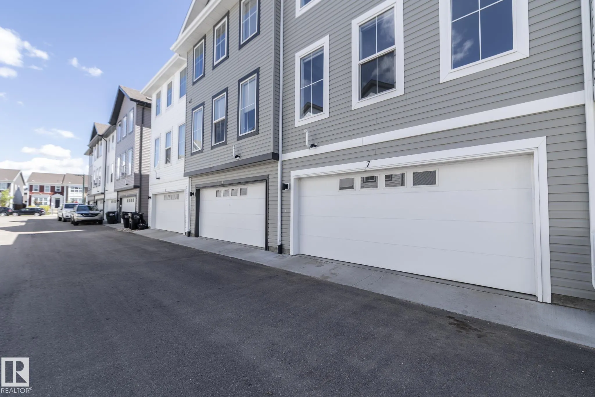 2610 Maple Way