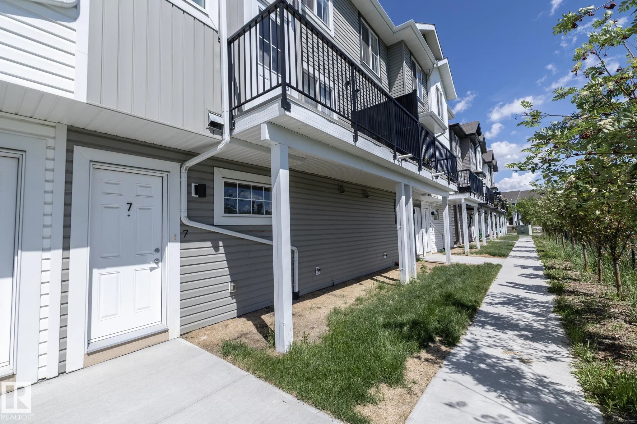 2610 Maple Way
