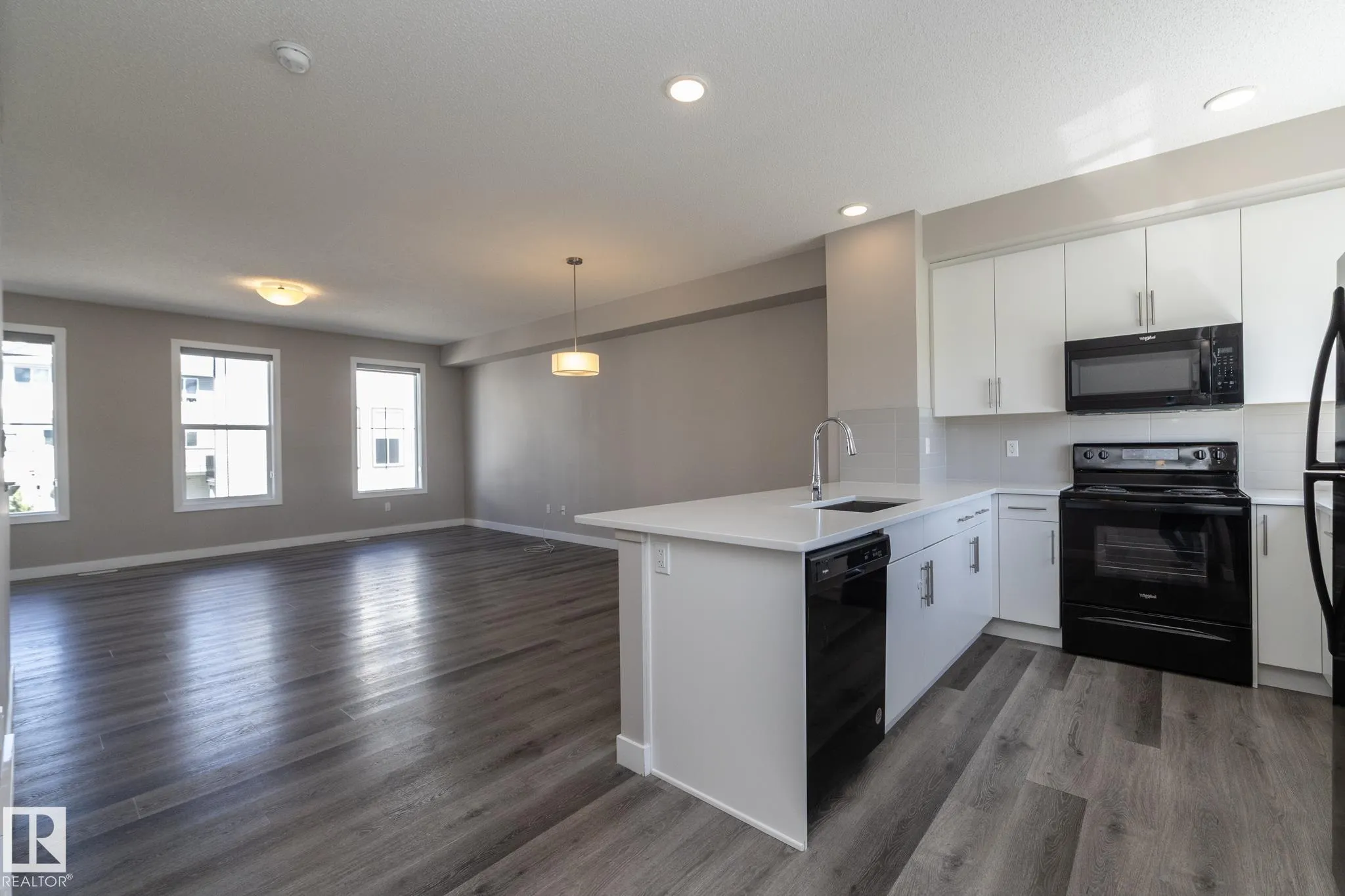 2610 Maple Way