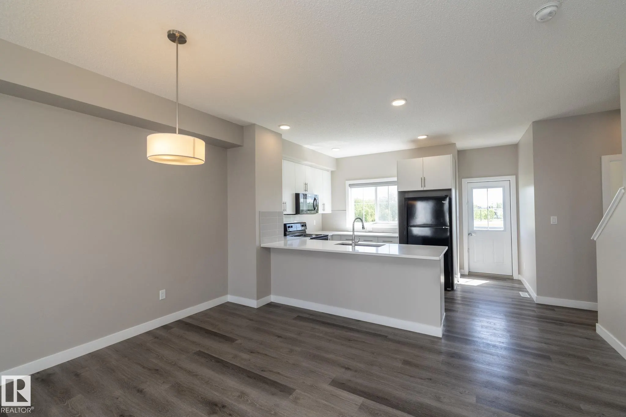 2610 Maple Way