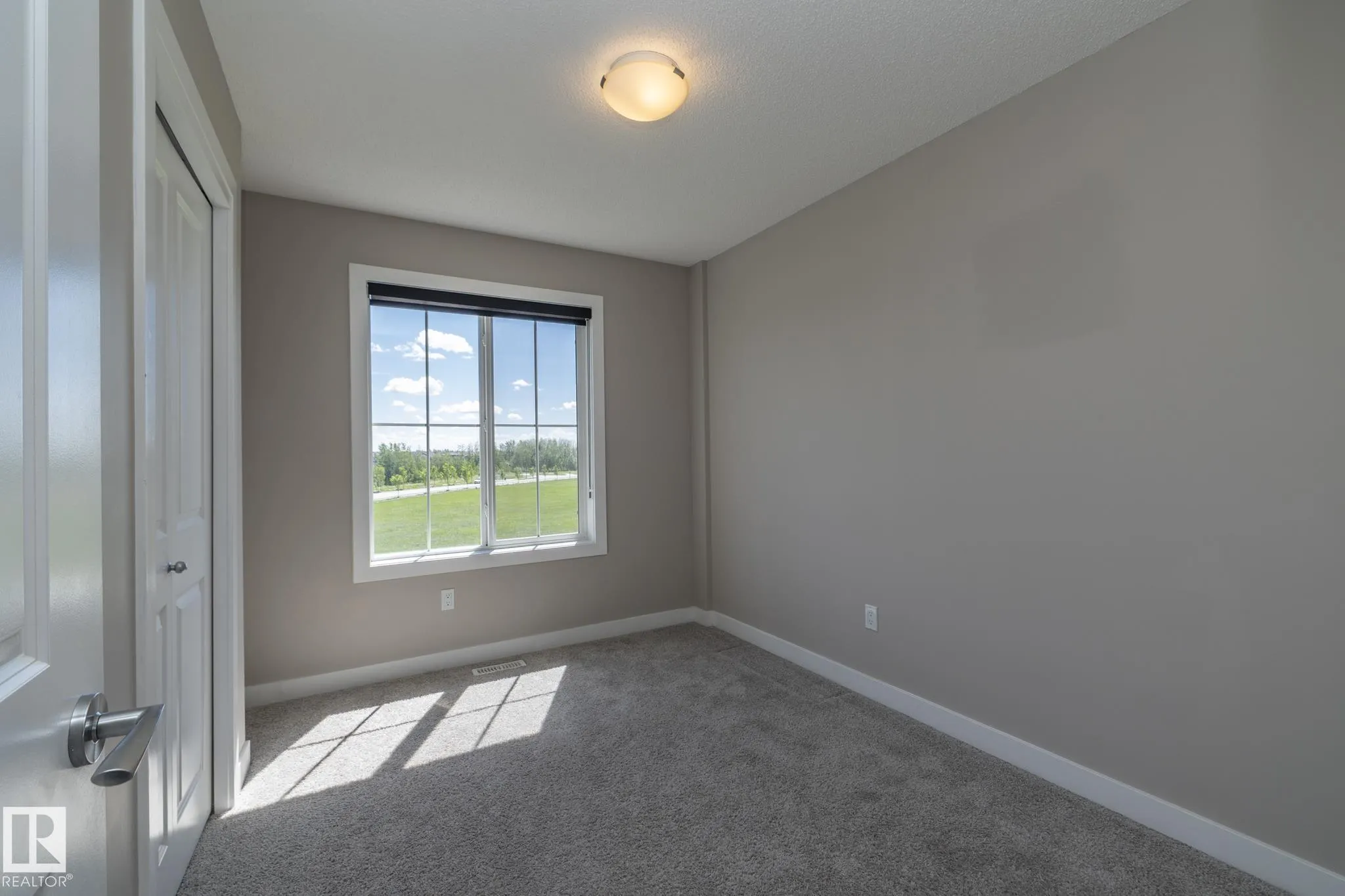2610 Maple Way