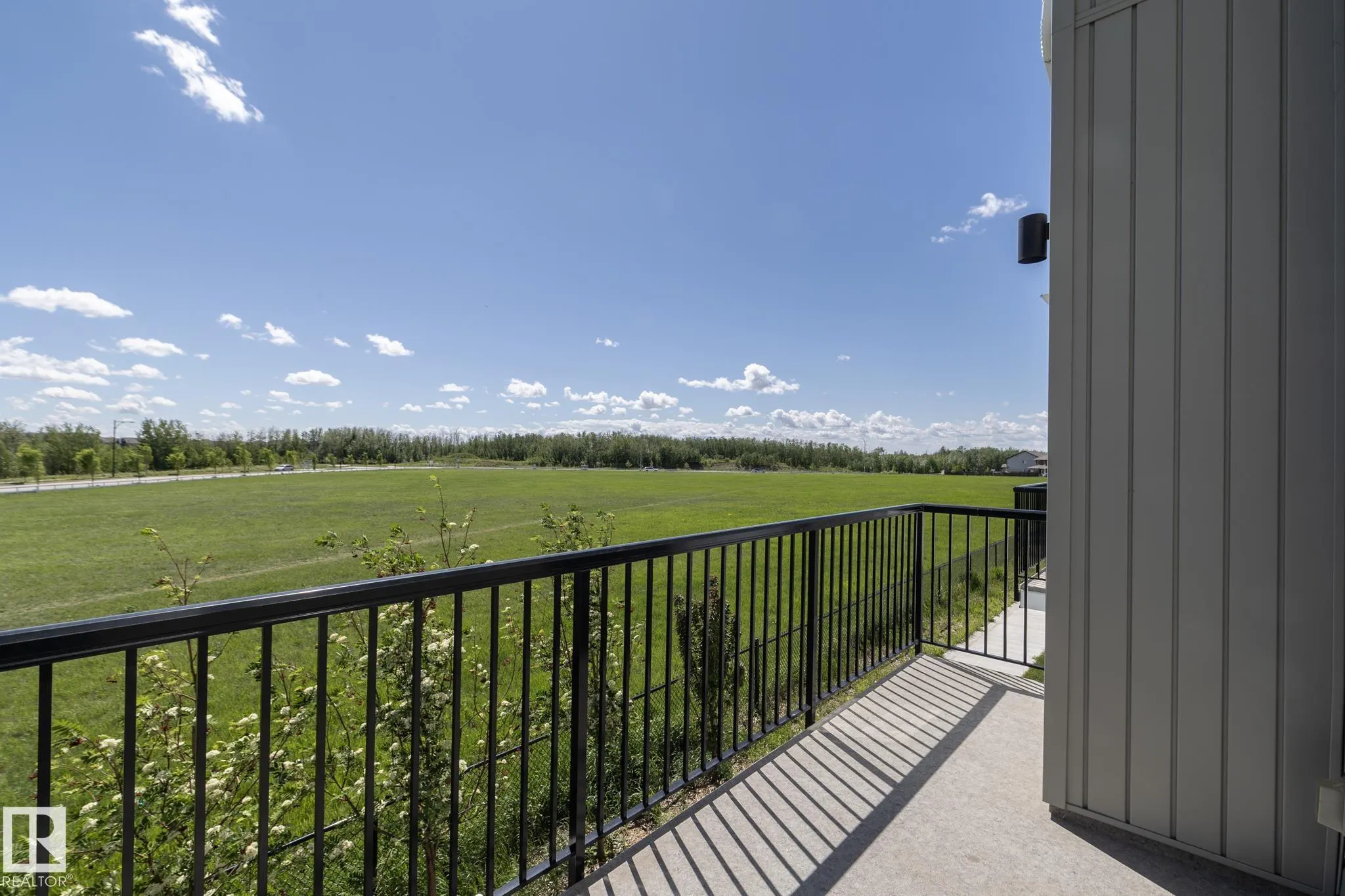 2610 Maple Way